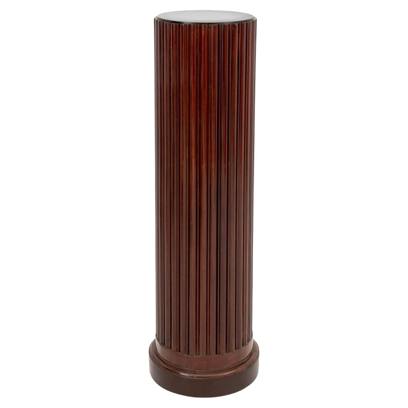 Federal Style Mahogany Circular Reeded Pedestal For Sale