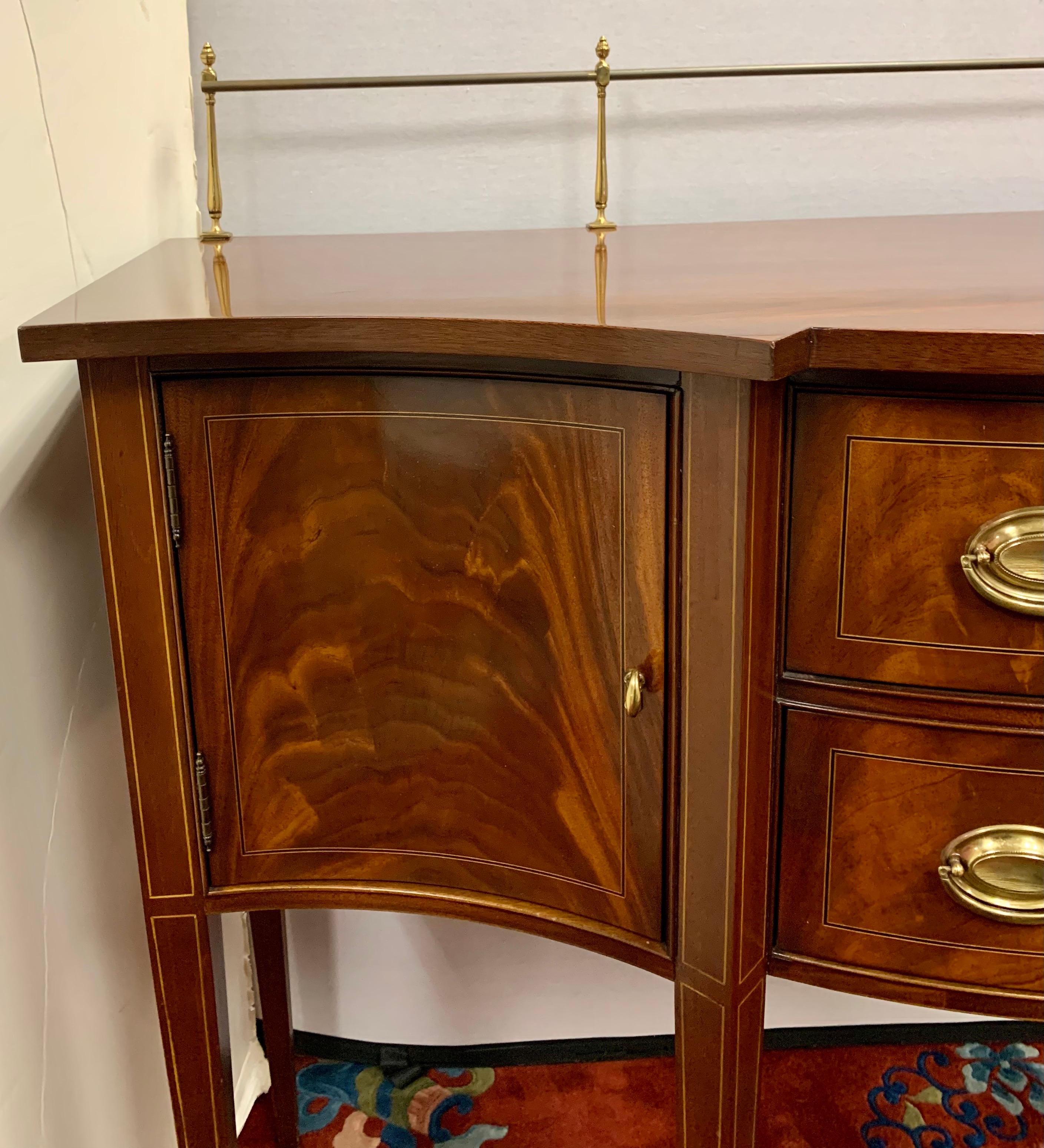 Federal Style Mahogany Inlaid Sideboard Buffet by Hickory Chair In Good Condition In West Hartford, CT