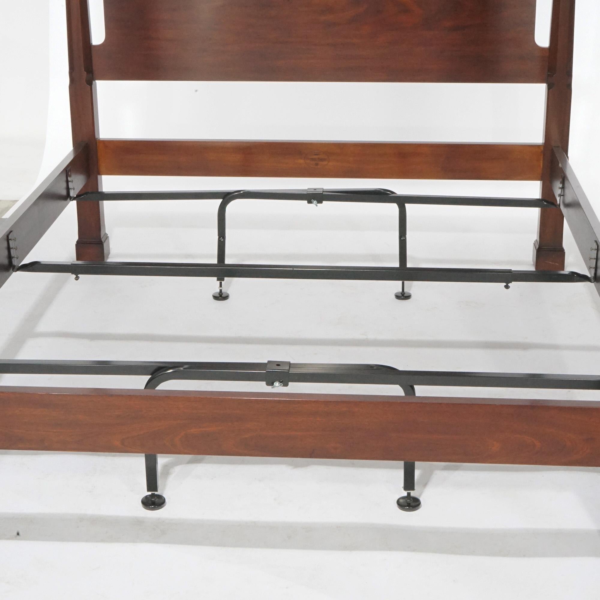 Federal Style Mahogany Queen Size Poster Bed by Henkel Harris, 20th C In Good Condition In Big Flats, NY
