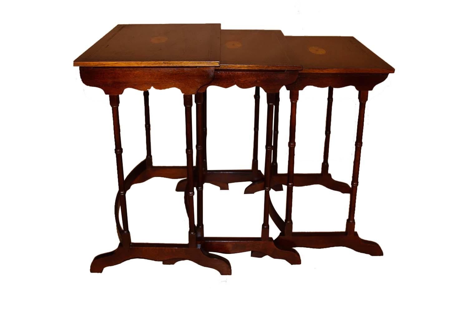 Federal Style Mahogany Satinwood Nesting Tables 4