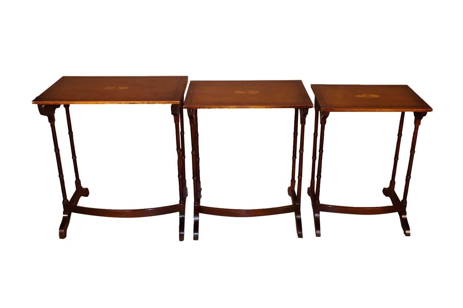 Federal Style Mahogany Satinwood Nesting Tables 1