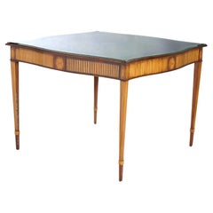 Rosenholz-Spieltisch im Federal-Stil mit Seidenholz-Intarsien, 20. Jahrhundert