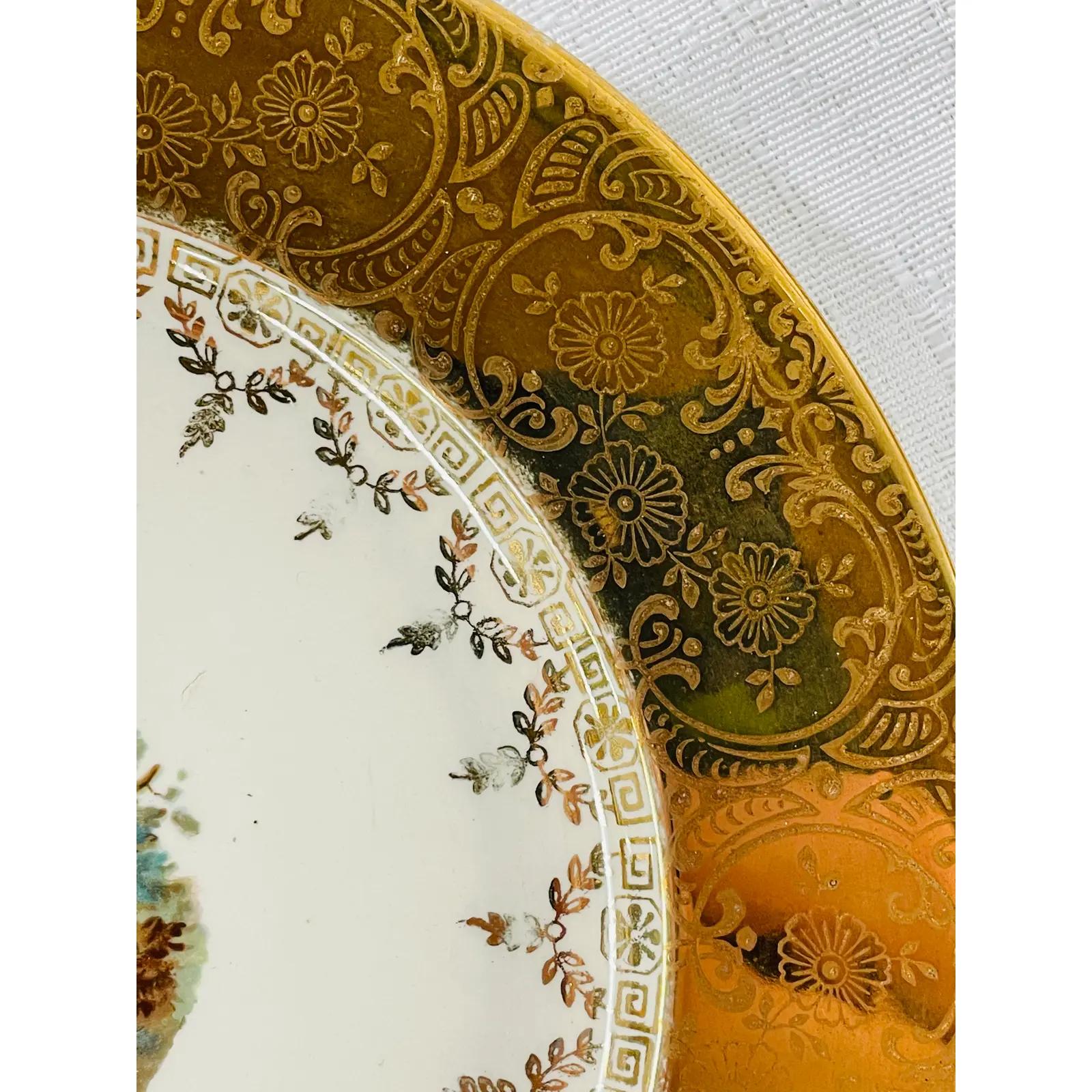 Federal Style Sabin Crest -O- Gold Warranted 22K Gold Dinner Plate, Set of 6 In Good Condition For Sale In Plainview, NY