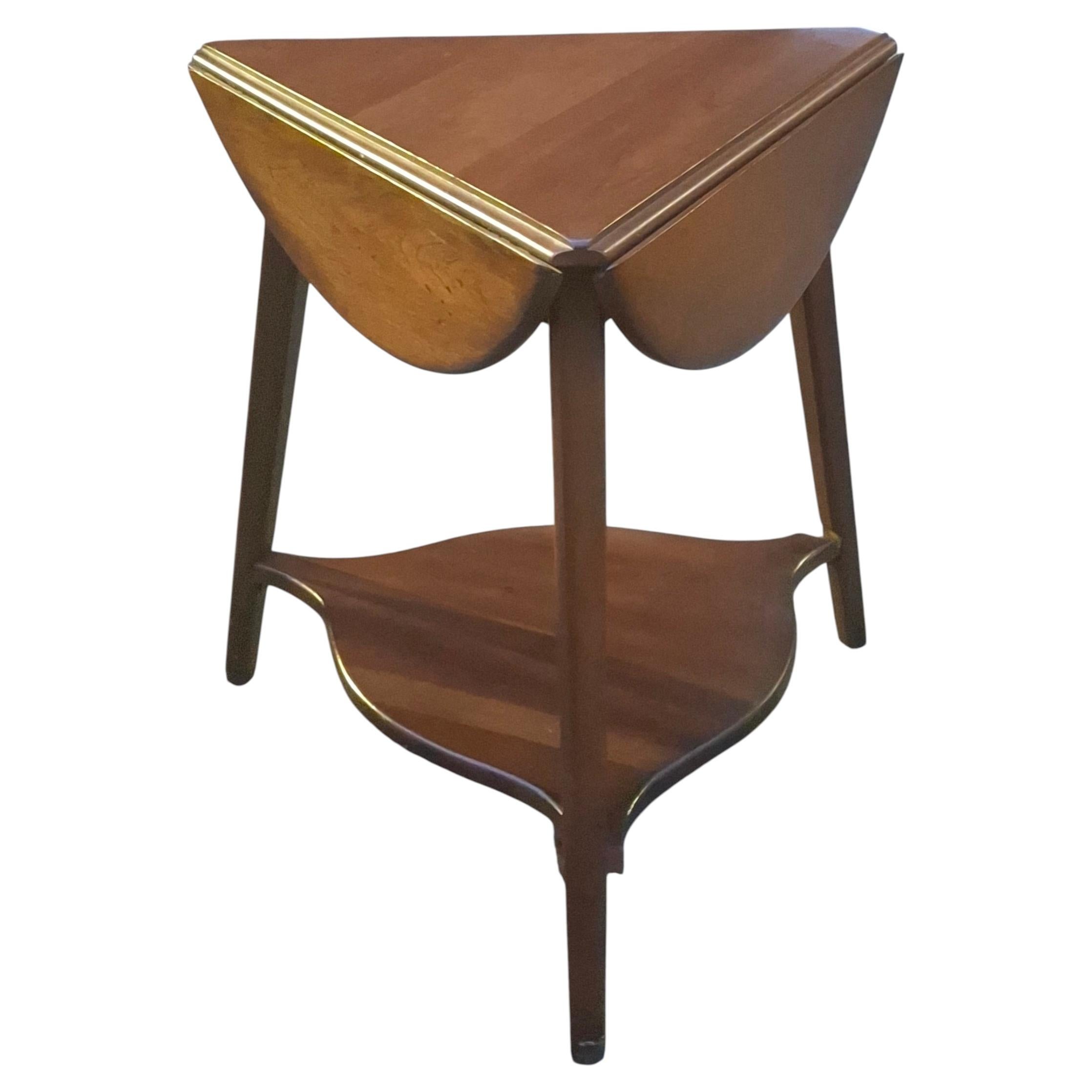 Federal Style Solid Stained Cherry Triangular Drop-Leaf Side Table For Sale