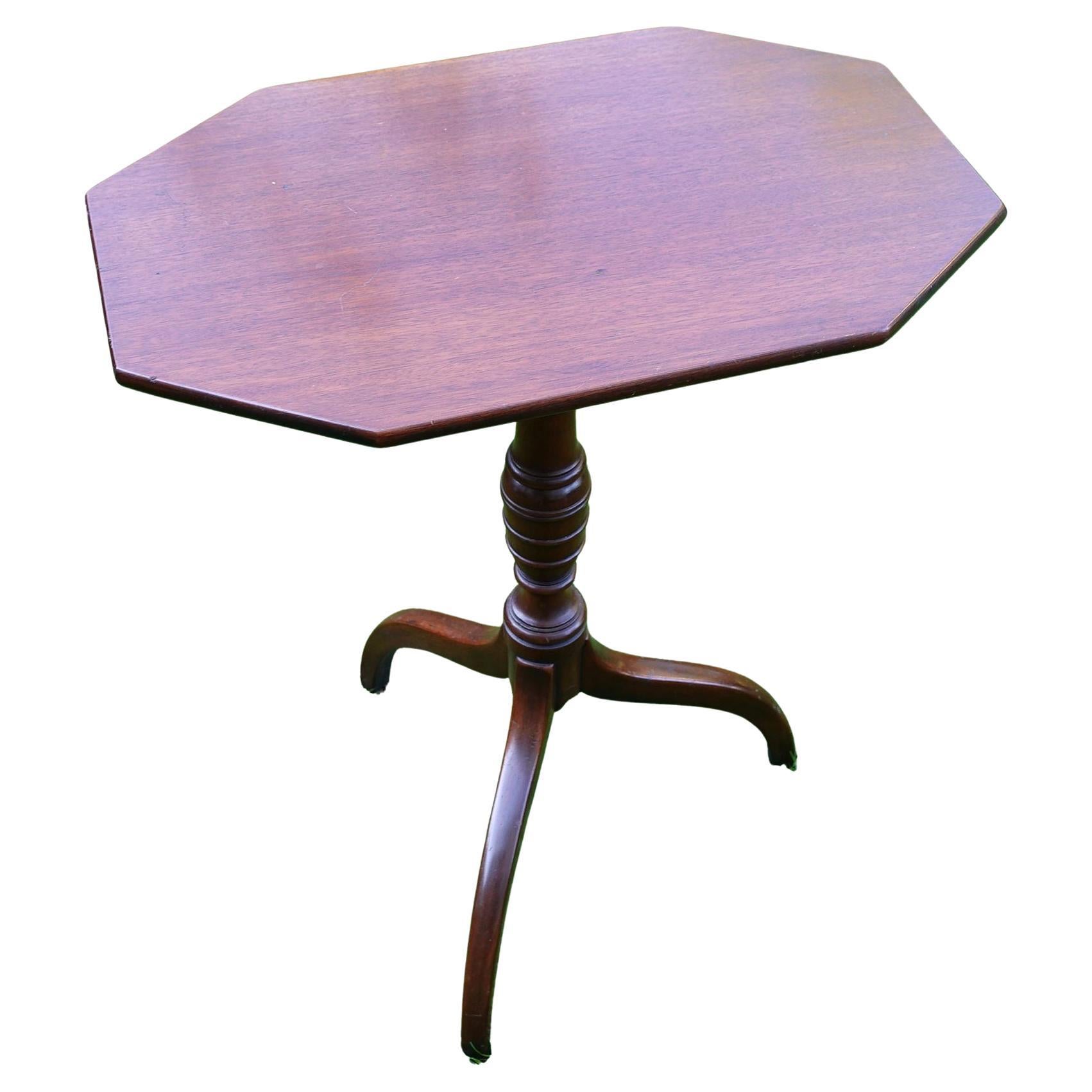 Federal Style Walnut Tilt-Top Candlestand For Sale