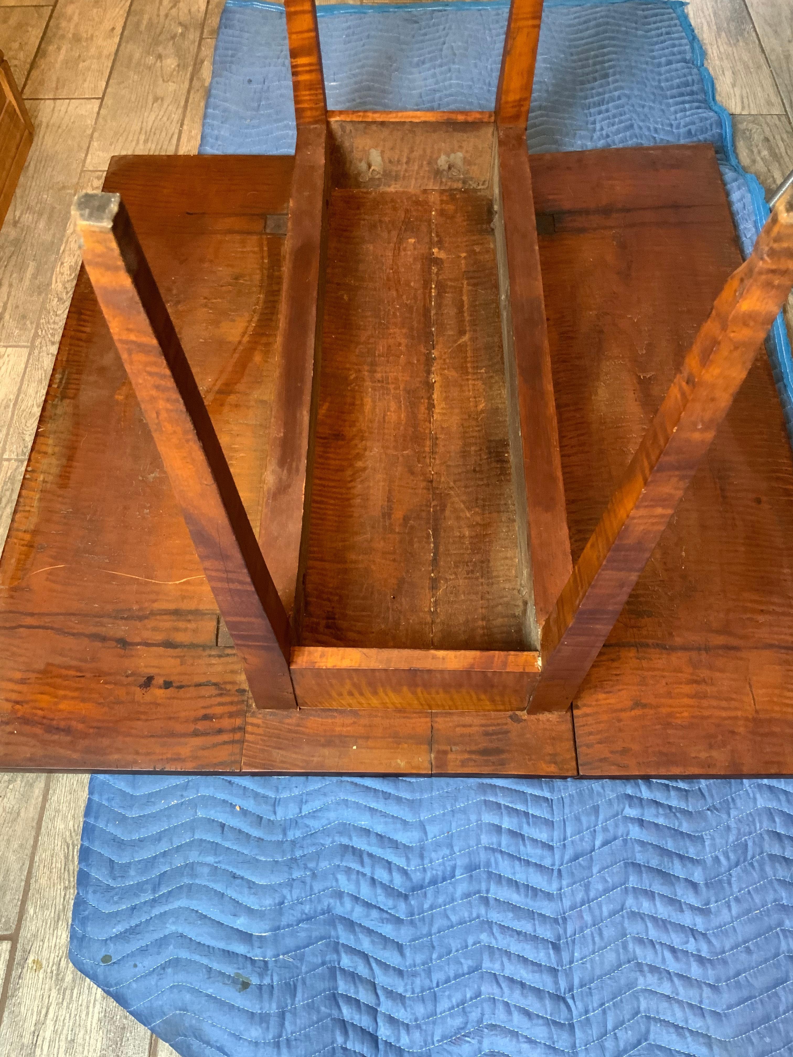 Federal Tiger Maple Drop Leaf Table 3