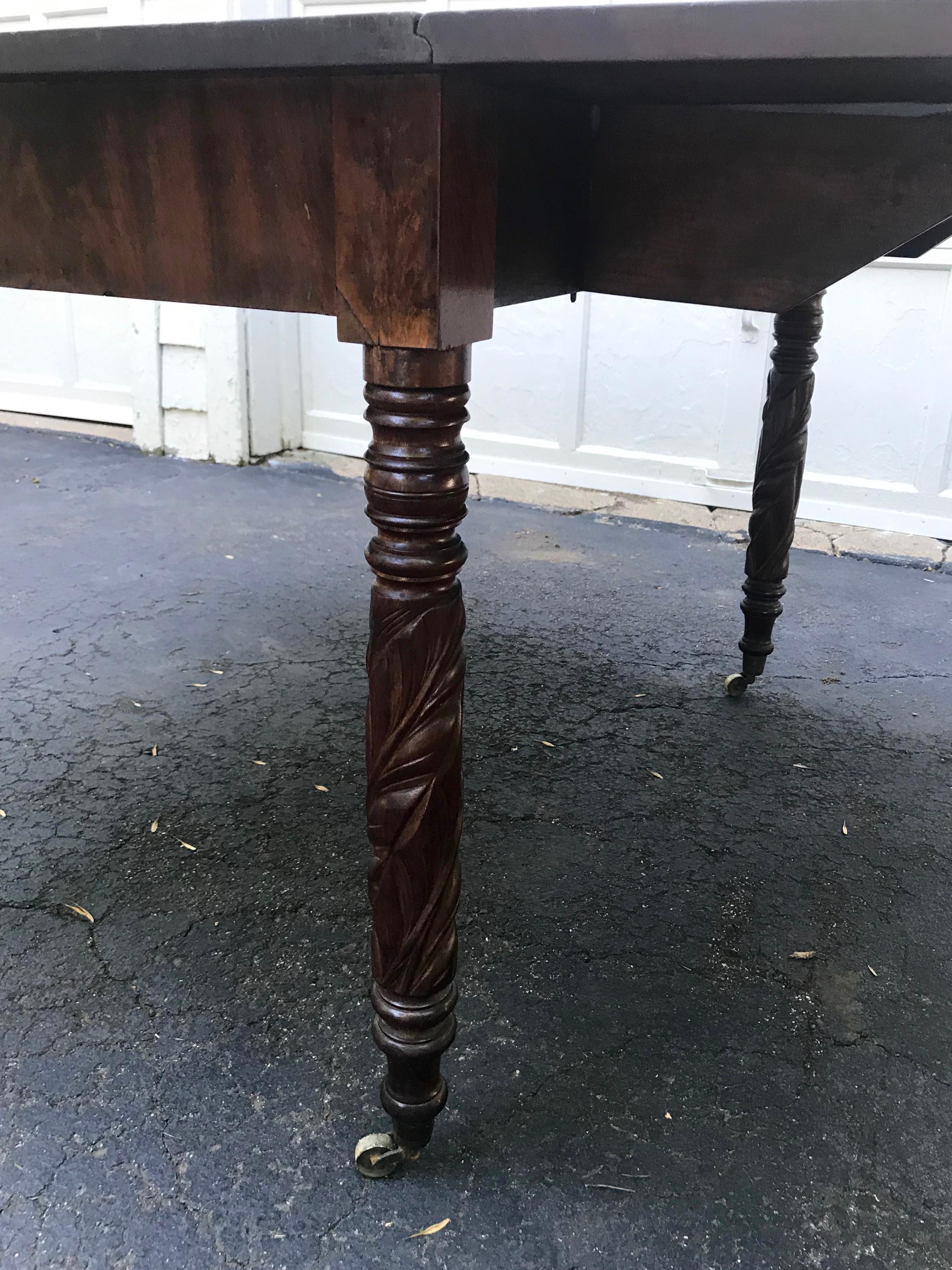 Federal Tobacco Leaf Carved Leg Table For Sale 2