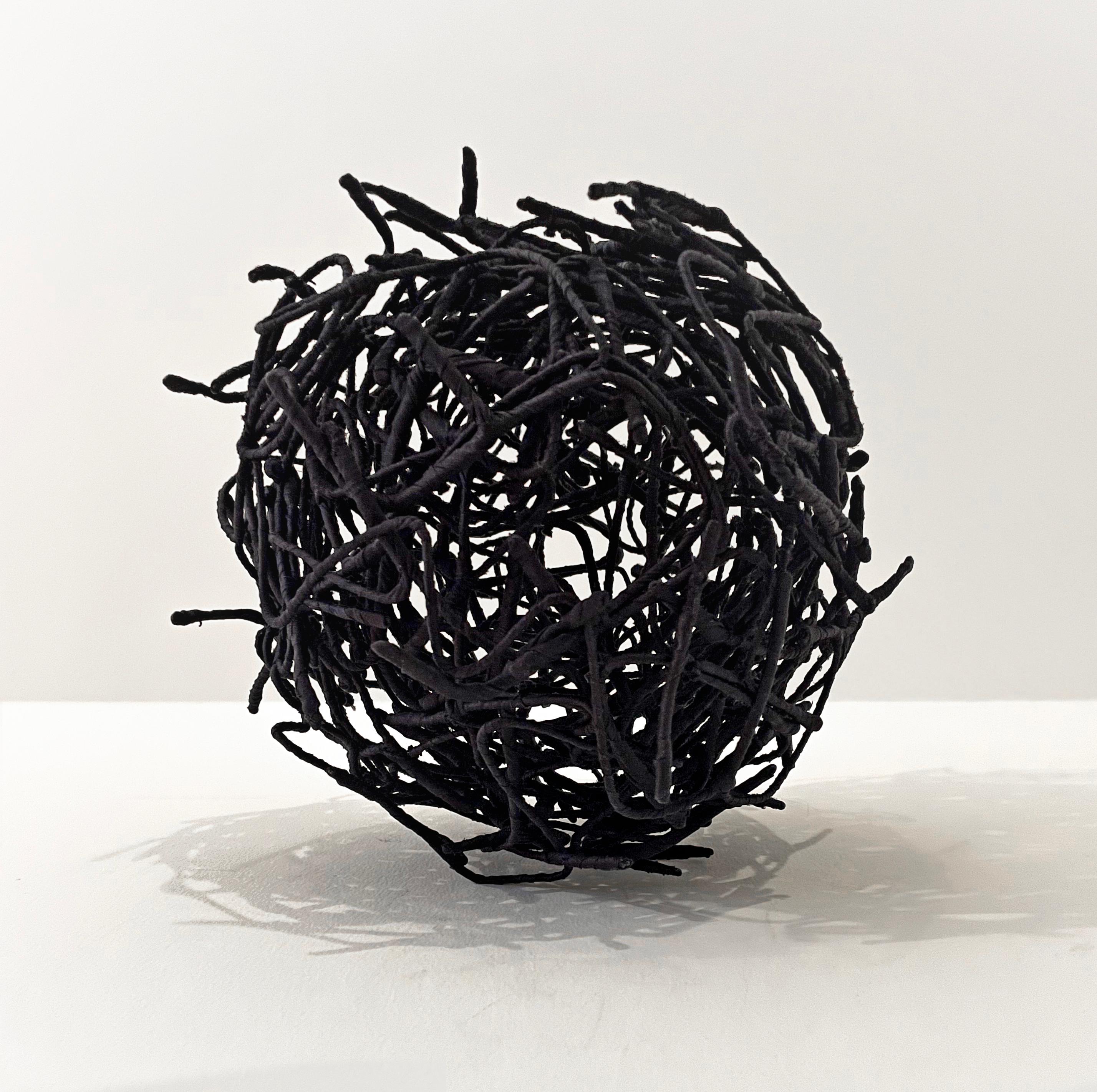  Federica Patera and Andrea Sbra Pereg Abstract Sculpture - Fiber Sculpture: 'IMAGINATION'