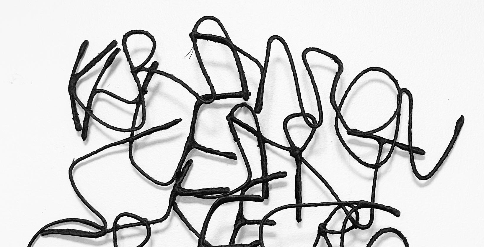 Wandskulptur aus Faser: „Creare“ – Sculpture von  Federica Patera and Andrea Sbra Pereg