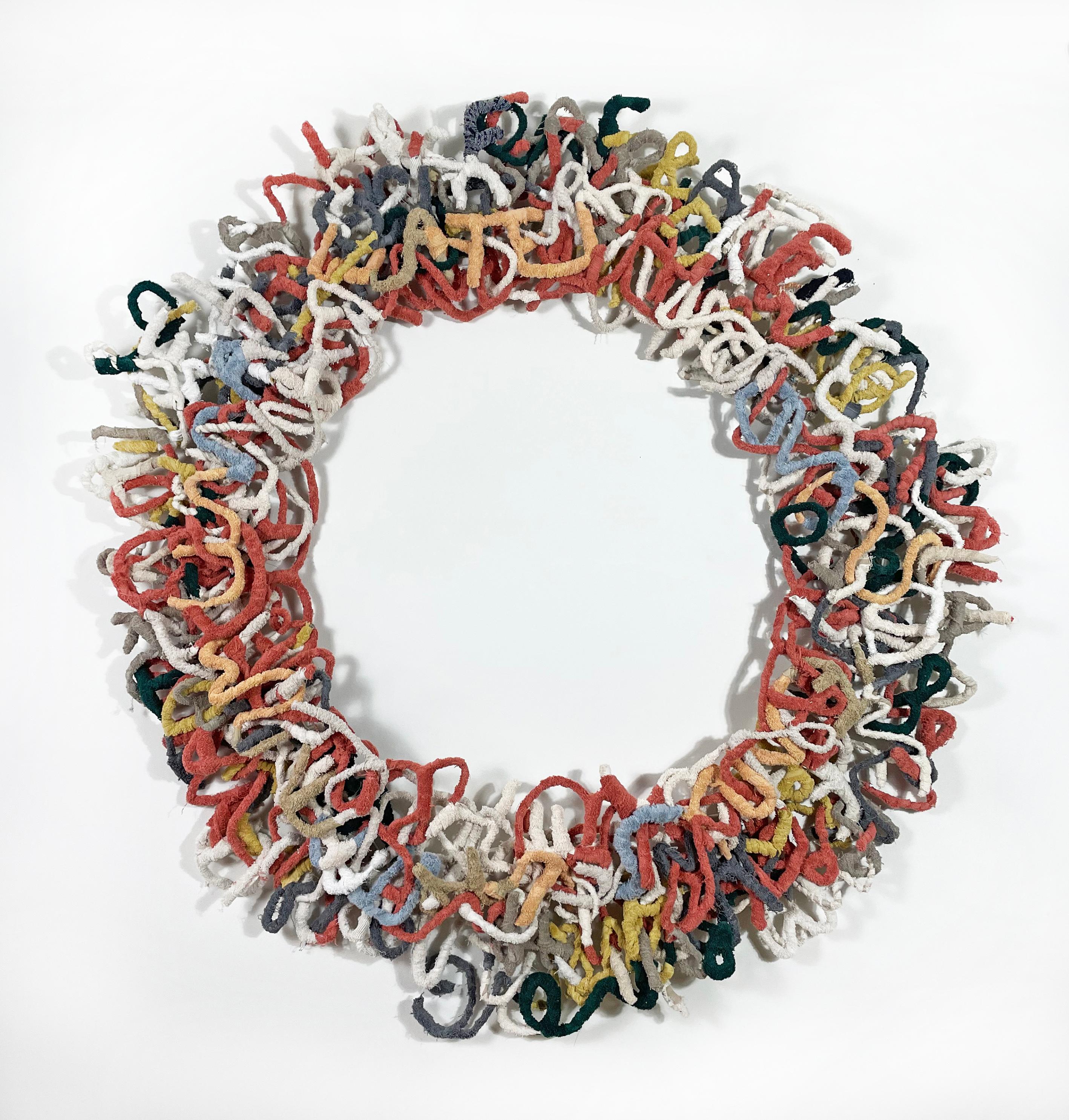 Upcycelte Wandskulptur: „Coral #6“ (Vindill) – Mixed Media Art von  Federica Patera and Andrea Sbra Pereg