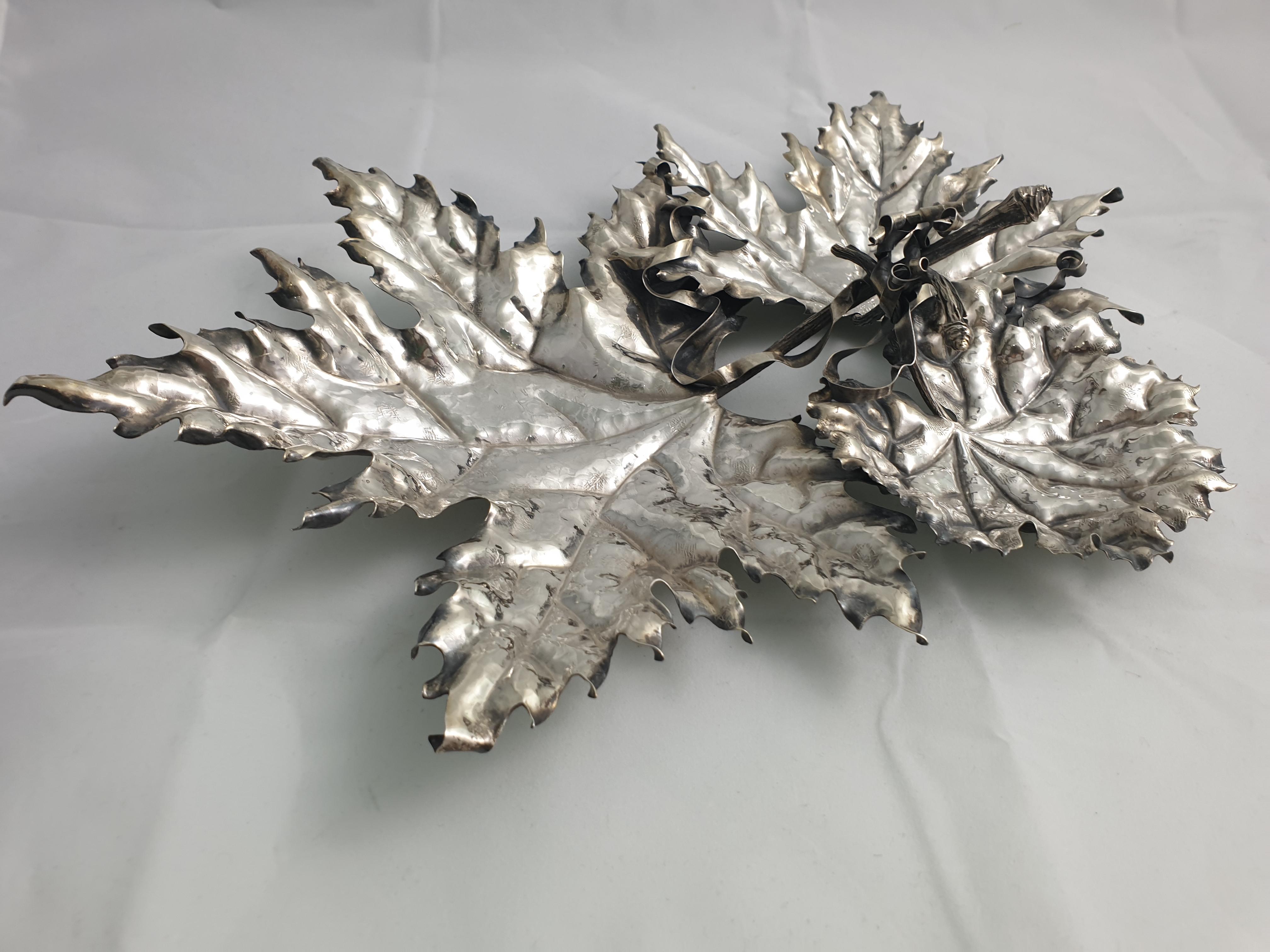 Italian Federico Buccellati Sterling Silver Leaves Centerpiece, Italy, 1980s For Sale