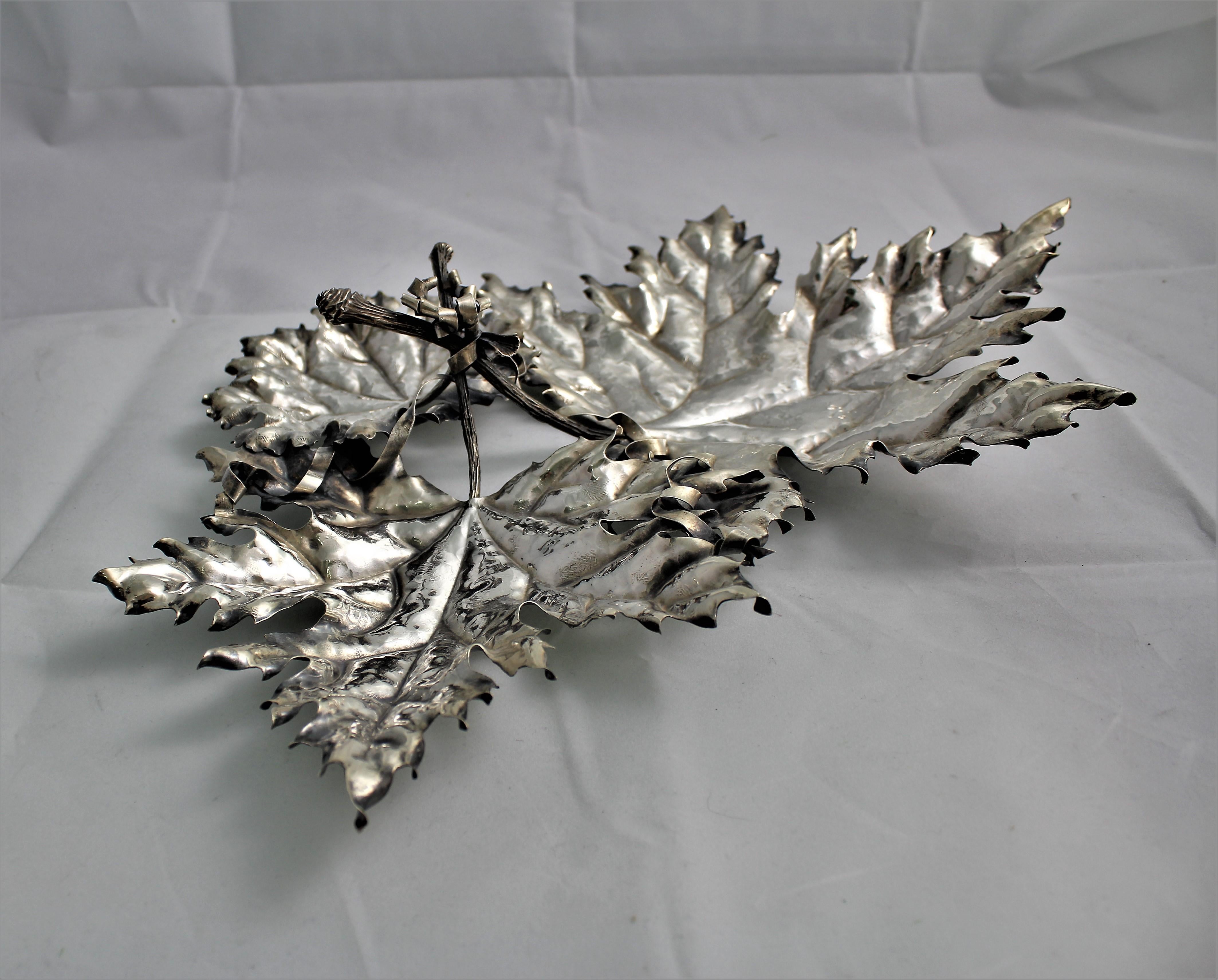 Federico Buccellati Sterling Silver Leaves Centerpiece, Italy, 1980s In Good Condition For Sale In Florence, IT