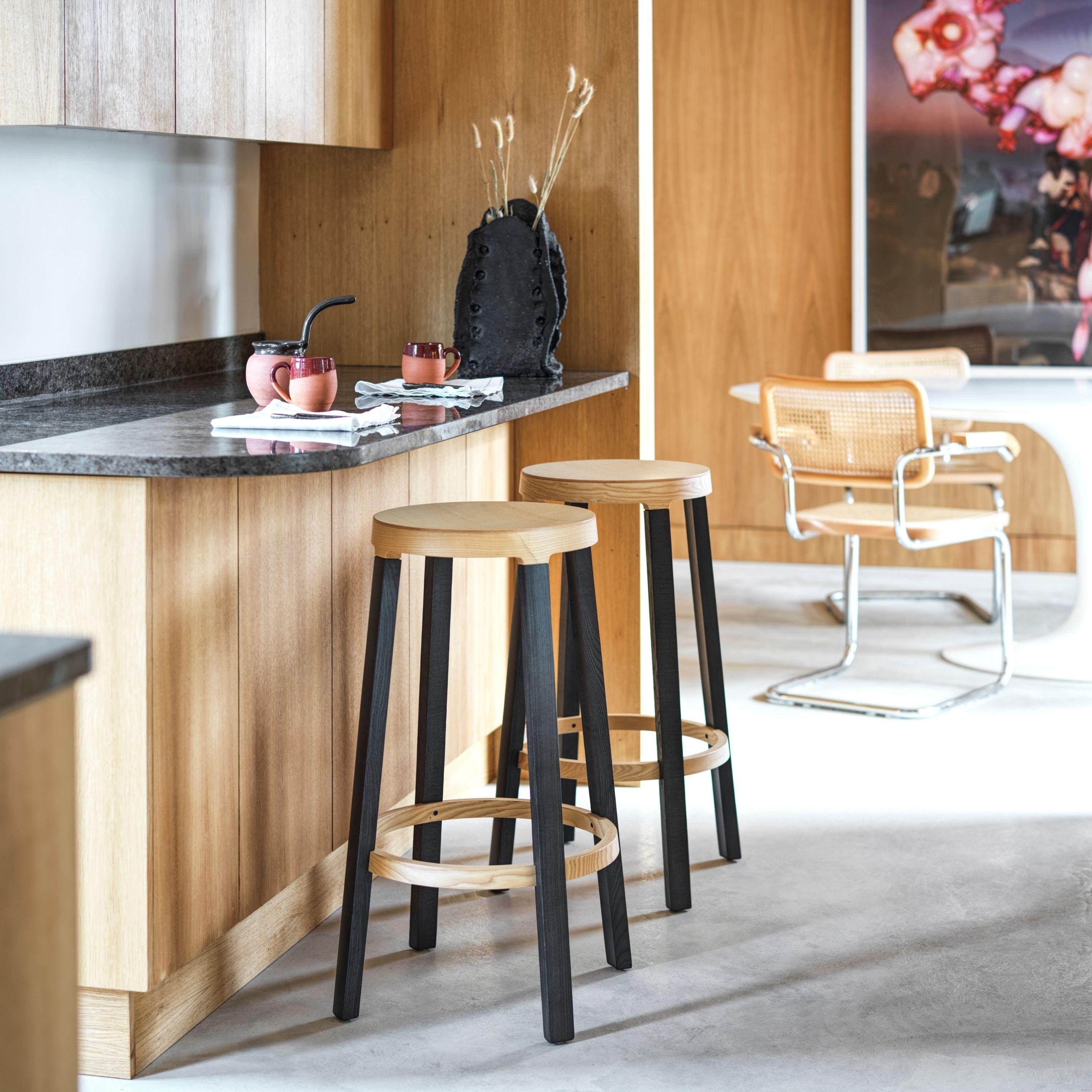 Tabouret 'Step' de Federico Gregorutti en Wood Wood pour Established & Sons

Le 