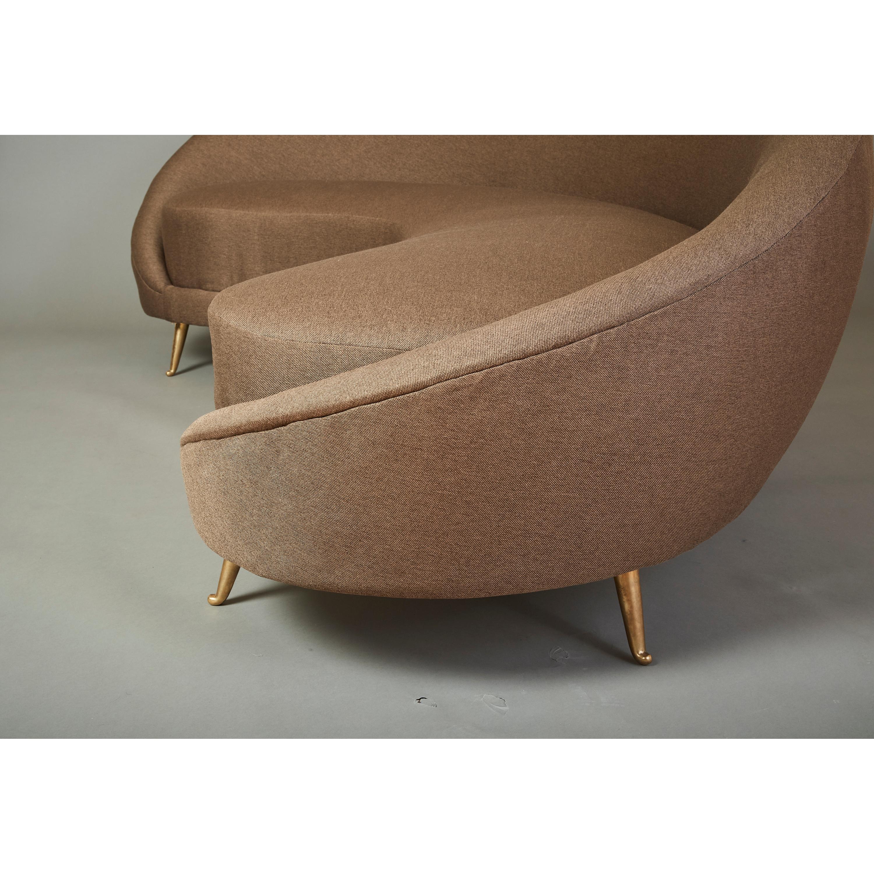 Federico Munari Curved Boomerang Sofa with Polished Brass Legs, Italy 1950's For Sale 11