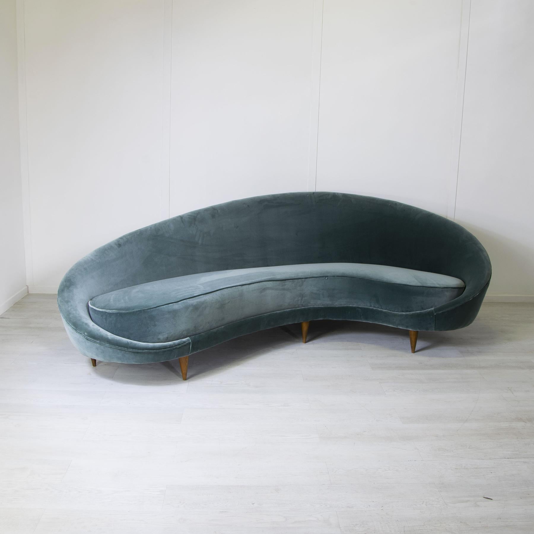 Federico Munari curved sofa 1950 5