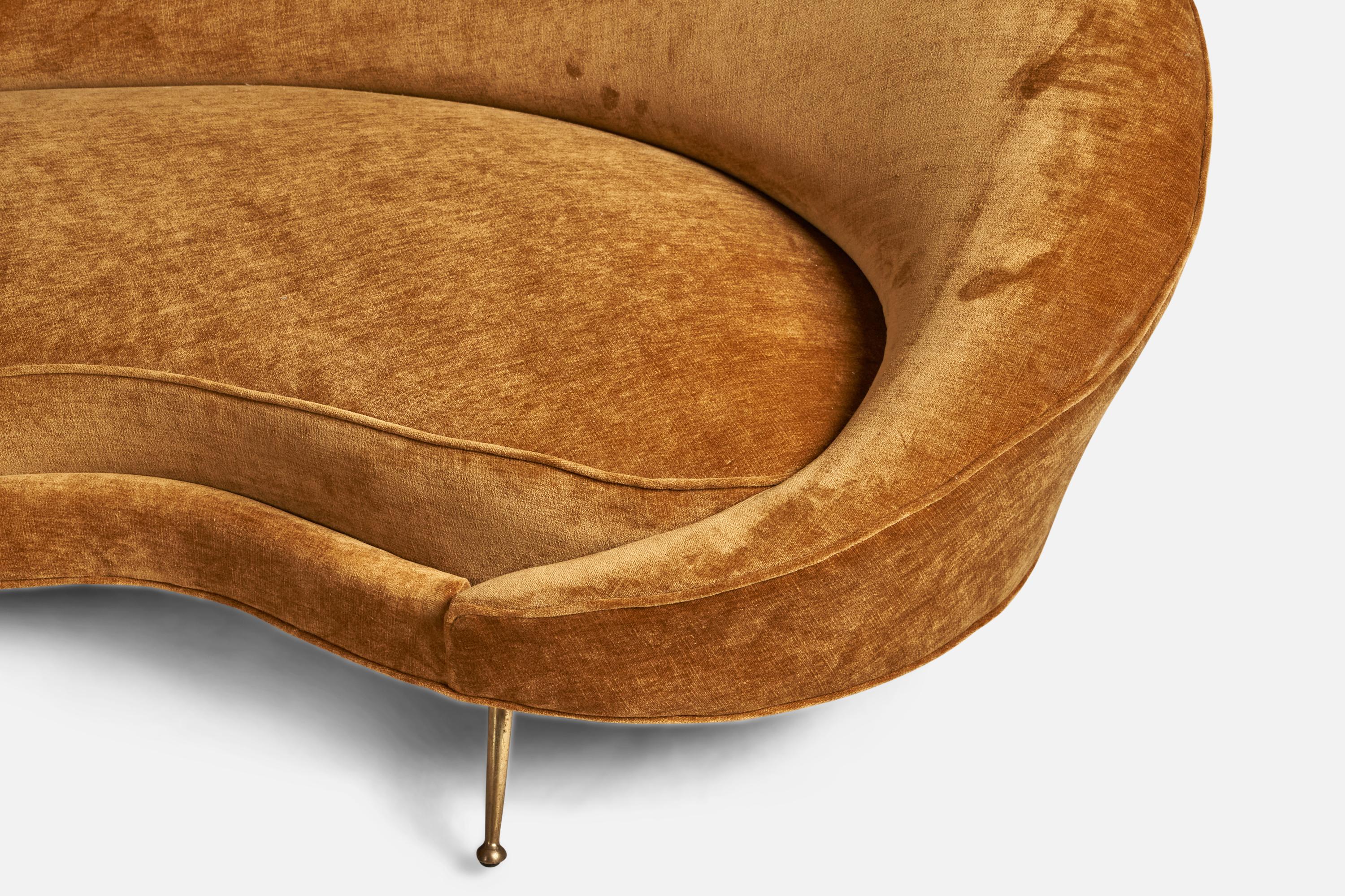 Federico Munari, Curved Sofa, Brass, Fabric, Italy, 1950s In Good Condition For Sale In High Point, NC