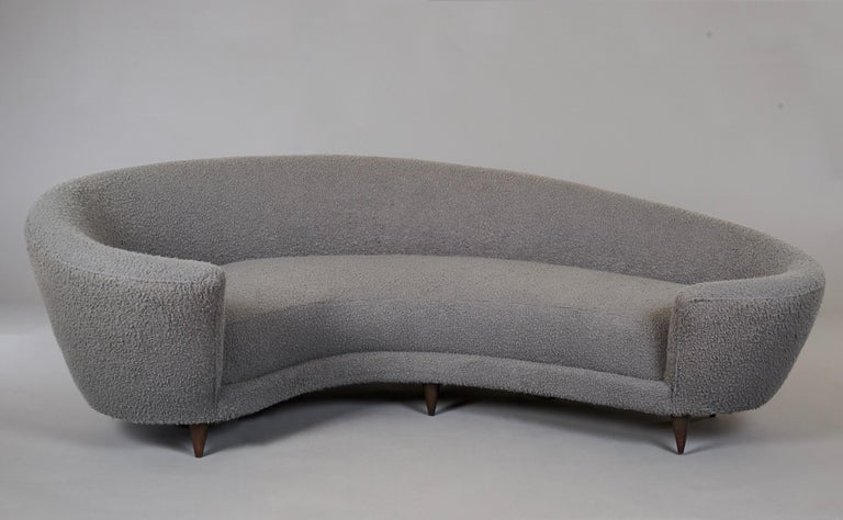 Federico Munari Large Curved Sofa in Dove Grey Boucle, Italy 1960's For Sale 12