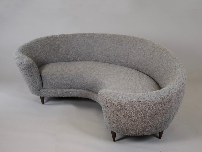 Federico Munari Large Curved Sofa in Dove Grey Boucle, Italy 1960's For Sale 1