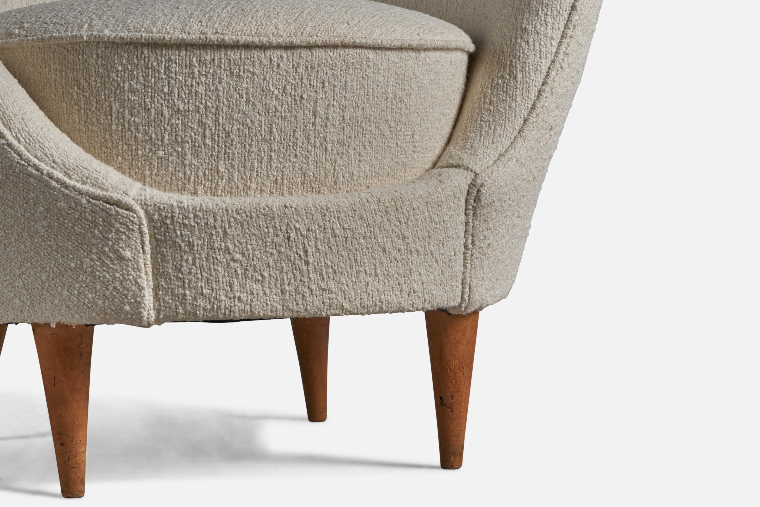 Mid-20th Century Federico Munari, Lounge Chairs, Walnut, Fabric, Italy, 1950s For Sale