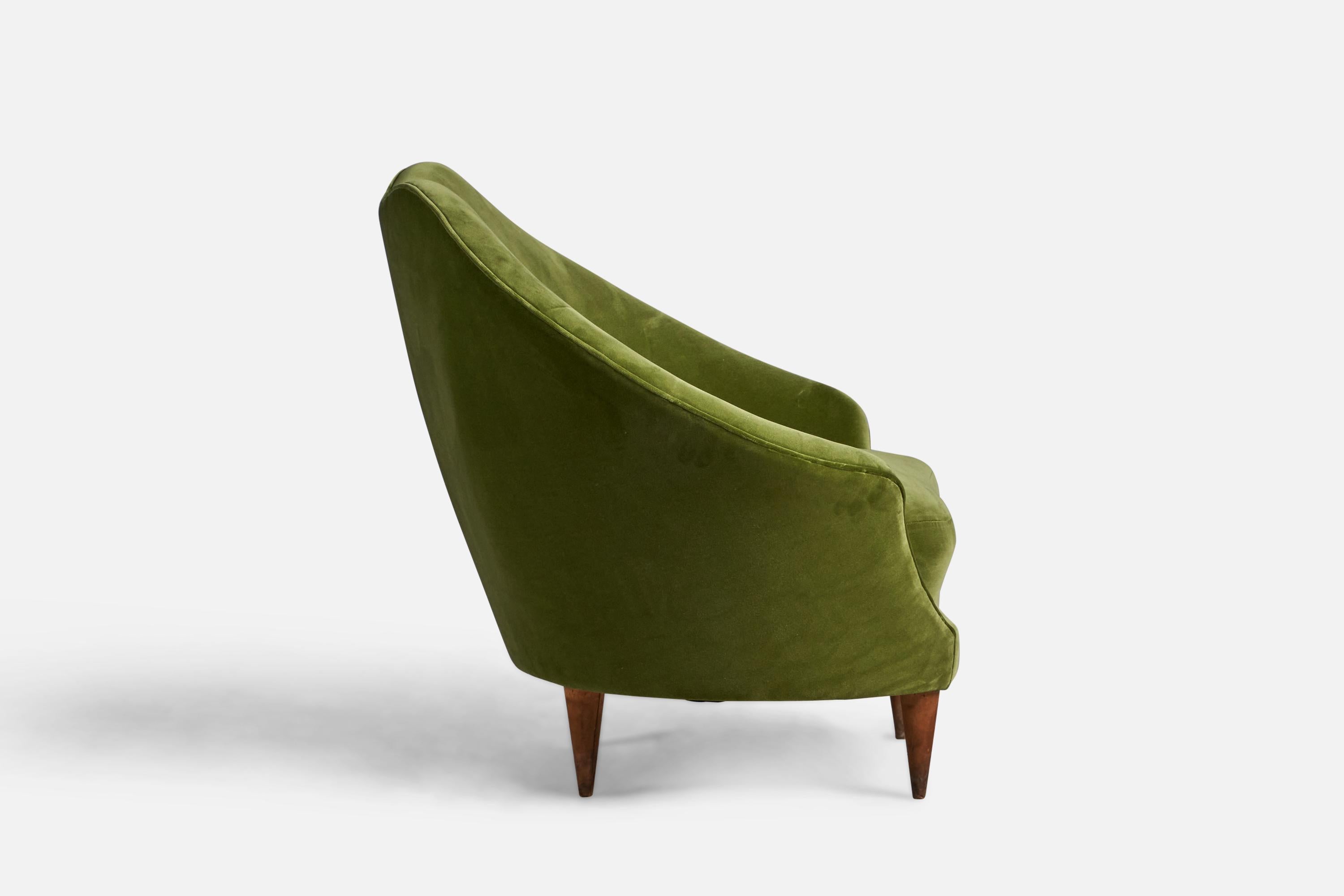 Mid-Century Modern Federico Munari, Lounge Chairs, Walnut, Velvet, Italy, 1950s For Sale