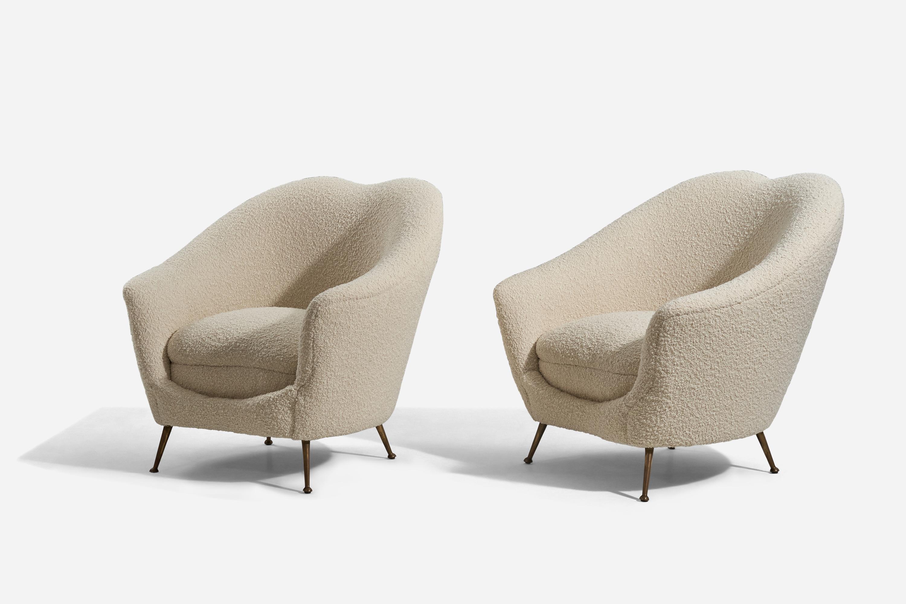 Mid-Century Modern Federico Munari, Lounge Chairs, White Fabric, Brass, Italy, 1950s