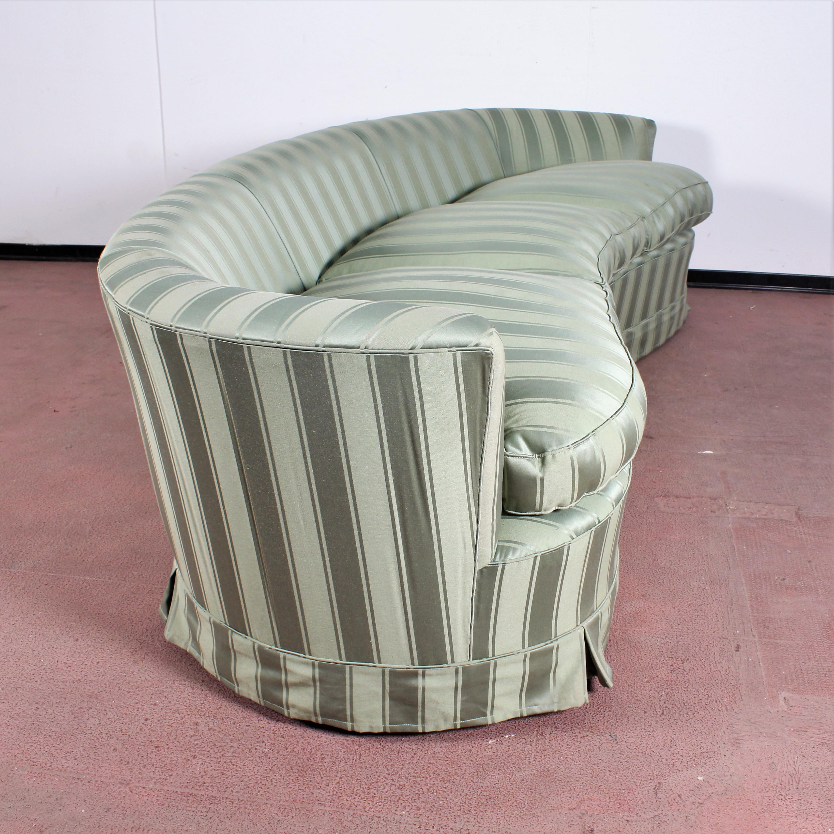 Federico Munari Midcentury Green Fabric and Wood Curved Sofa, Italy, 1950s 12