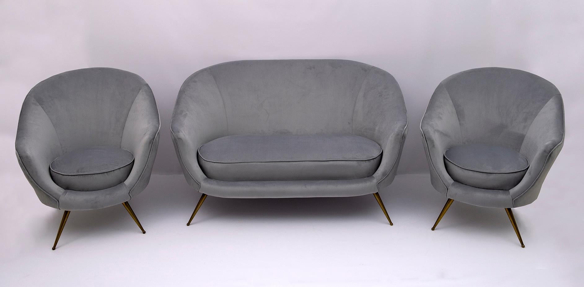 Federico Munari Mid-Century Modern Italian Velvet Two Armchairs, 1950s 5