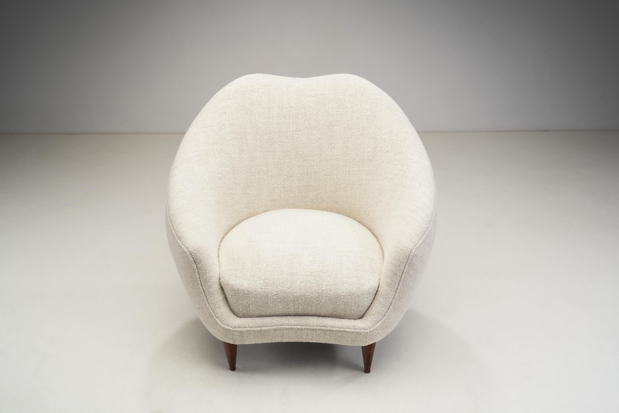 Federico Munari Mid-Century Modern Lounge Chairs, Italy, 1950s 6