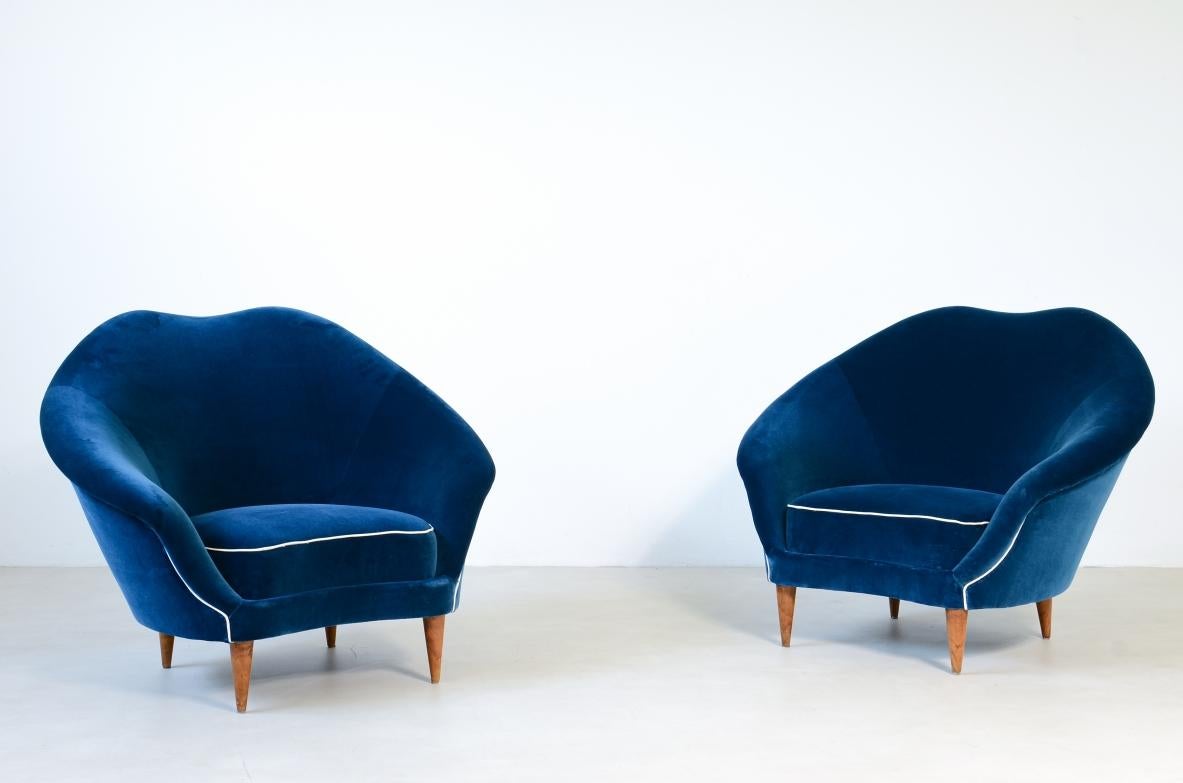European Federico Munari, Pair of Armchairs Upholstered in Velvet and Cotton