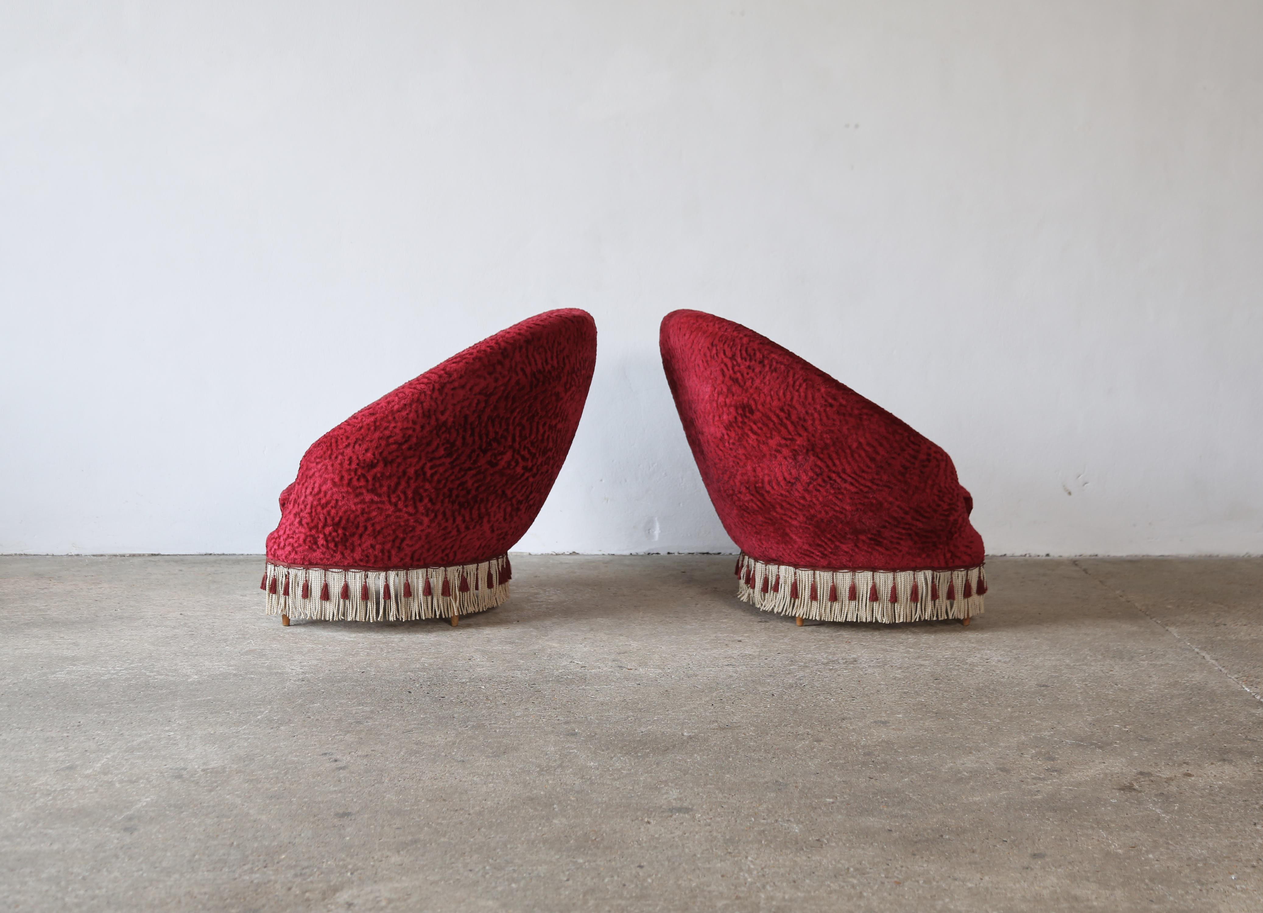 Fabric Federico Munari Pair of Lounge Chairs, Italy, 1950s For Sale