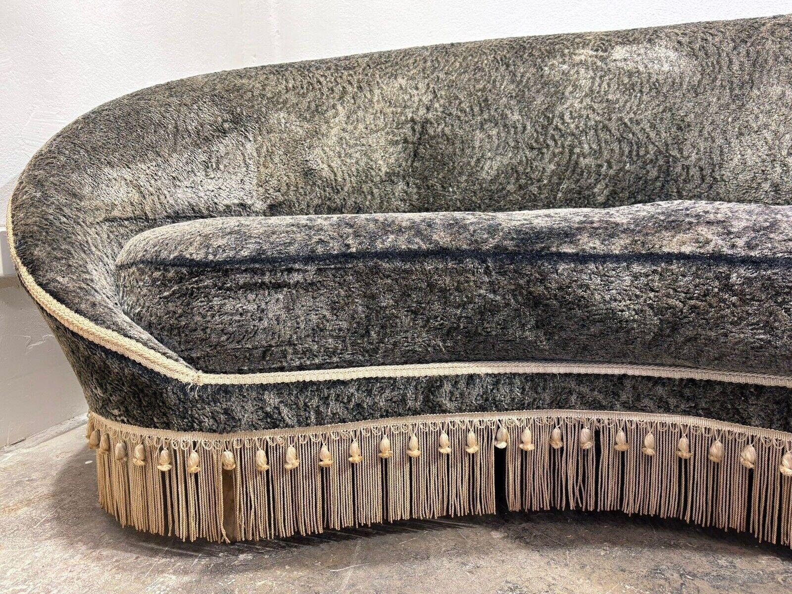 Federico Munari Virgola Curved Sofa 1950's Iconic Design 3
