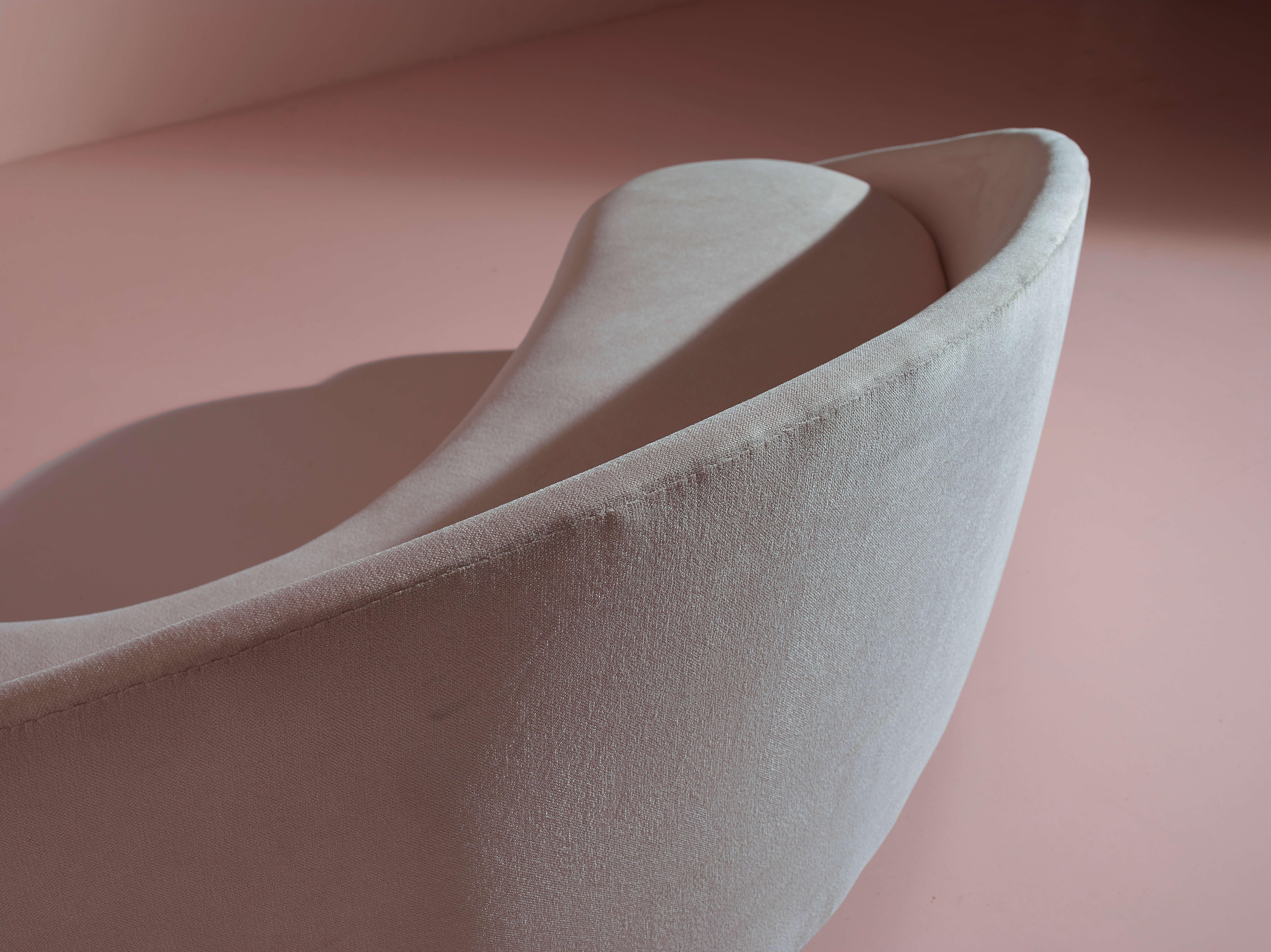 Federico Munari wood and fabric curved sofa, Italy, 1950s. 4