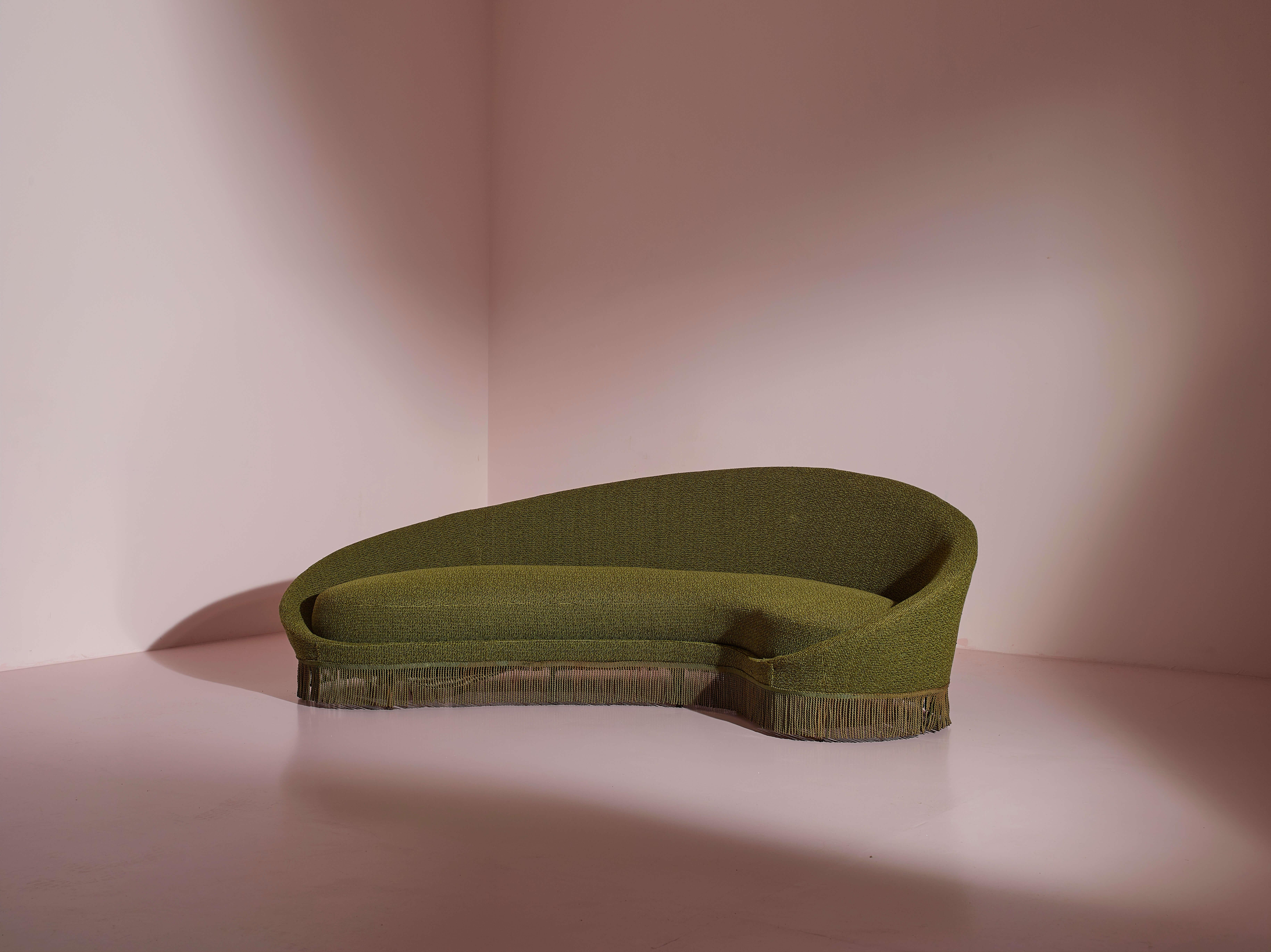 Mid-Century Modern Federico Munari wood and green original fabric curved sofa, Italy, 1950s.