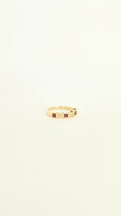 Vintage Wedding Band in 18Kt Gold, Rubies and Diamonds
