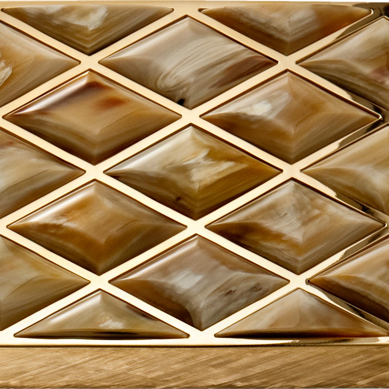 Polished Fedora Box in Glossy Ebony, Corno Italiano and 24-K Gold-Plated Brass, Mod. 1690 For Sale