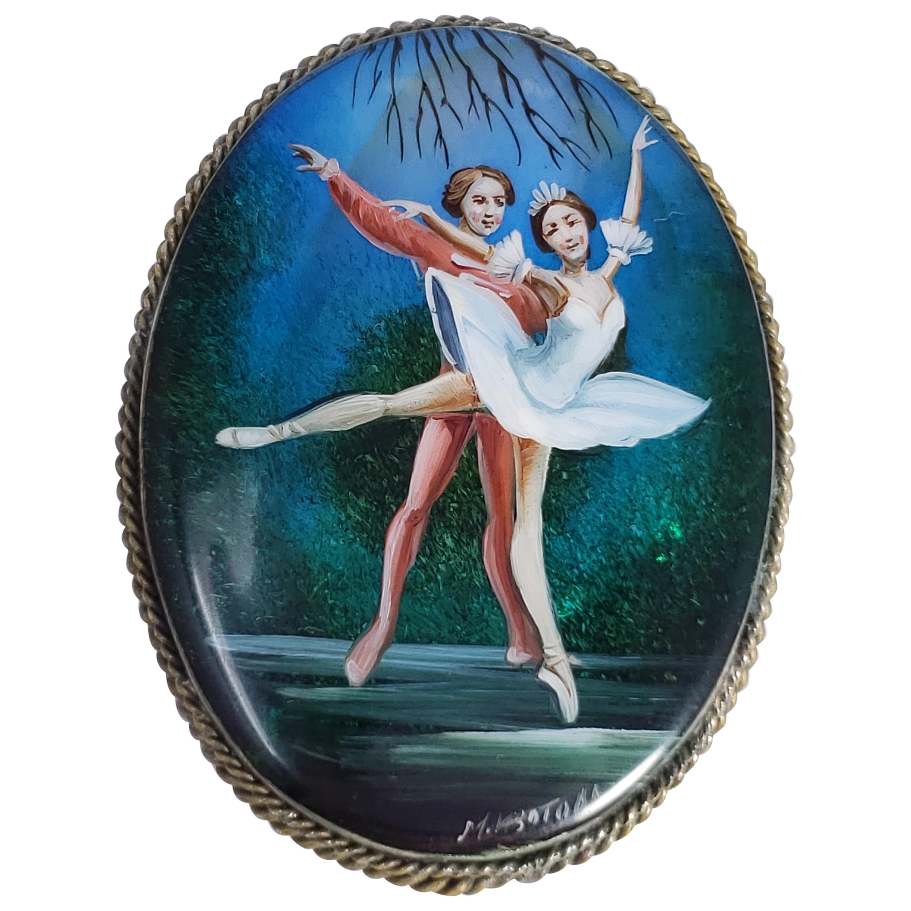 Fedoskino Russian Ballet Dancers Pin, Mother of Pearl, Lacquer, German Silver For Sale