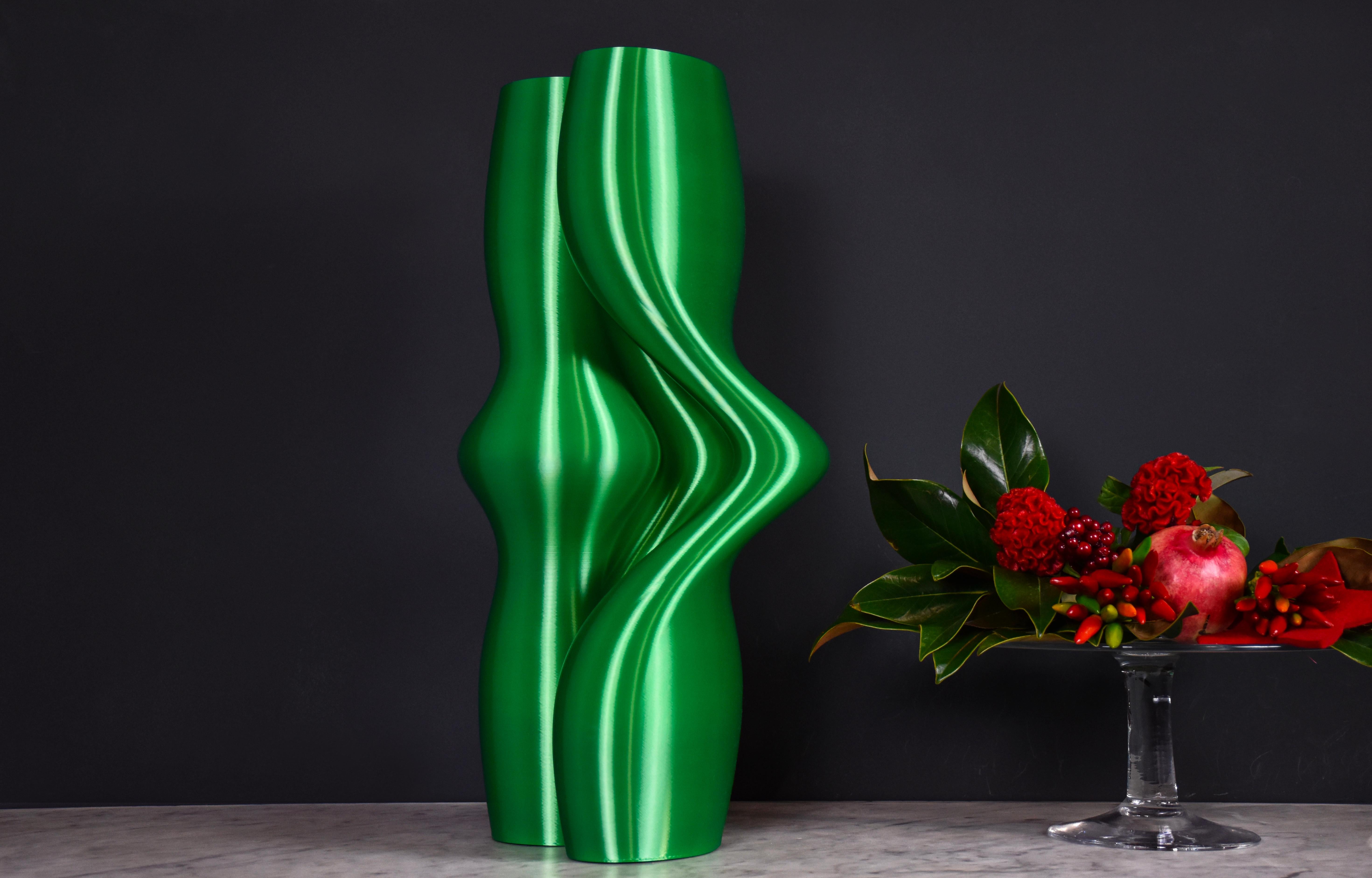 Italian Feeling, Green Contemporary Sustainable Vase-Sculpture