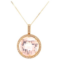 Fei Liu Halskette mit Anhänger aus 18 Karat Gelbgold mit 10,41 Karat Rosenquarz und Diamanten