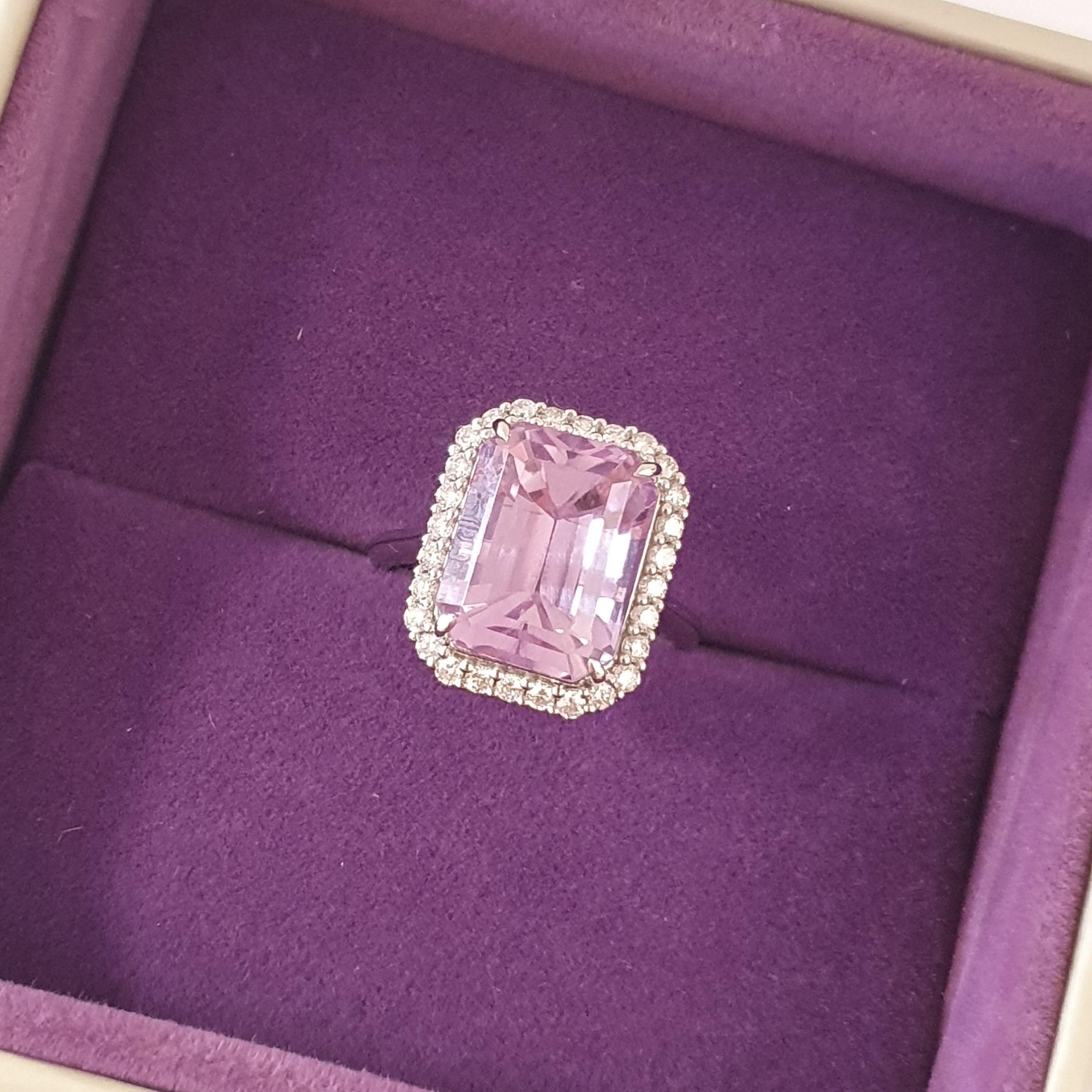 De las mujeres Fei Liu Anillo de platino con kunzita y diamantes de 10.75 ct en venta