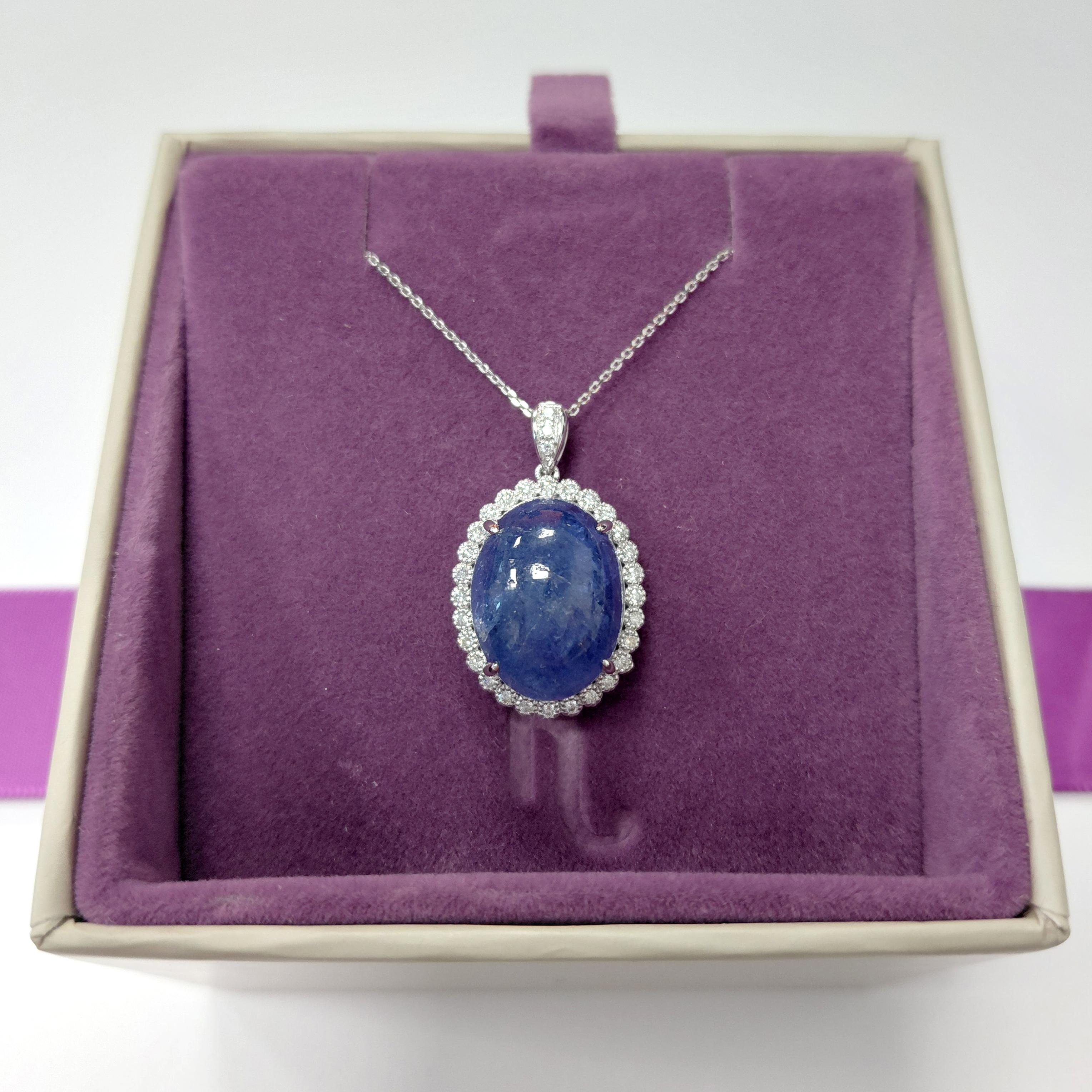 Donna Collana con ciondolo in platino Fei Liu con tanzanite e diamanti da 13,82 carati in vendita