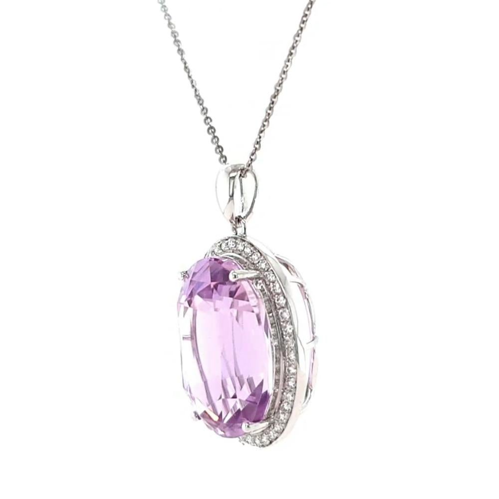 Fei Liu 17,60ct Kunzit und Diamant Halo 18ct Weißgold Anhänger Halskette Damen im Angebot