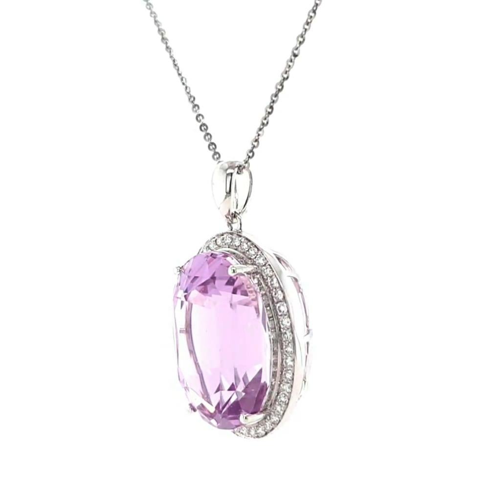 Fei Liu 17,60ct Kunzit und Diamant Halo 18ct Weißgold Anhänger Halskette im Angebot 1