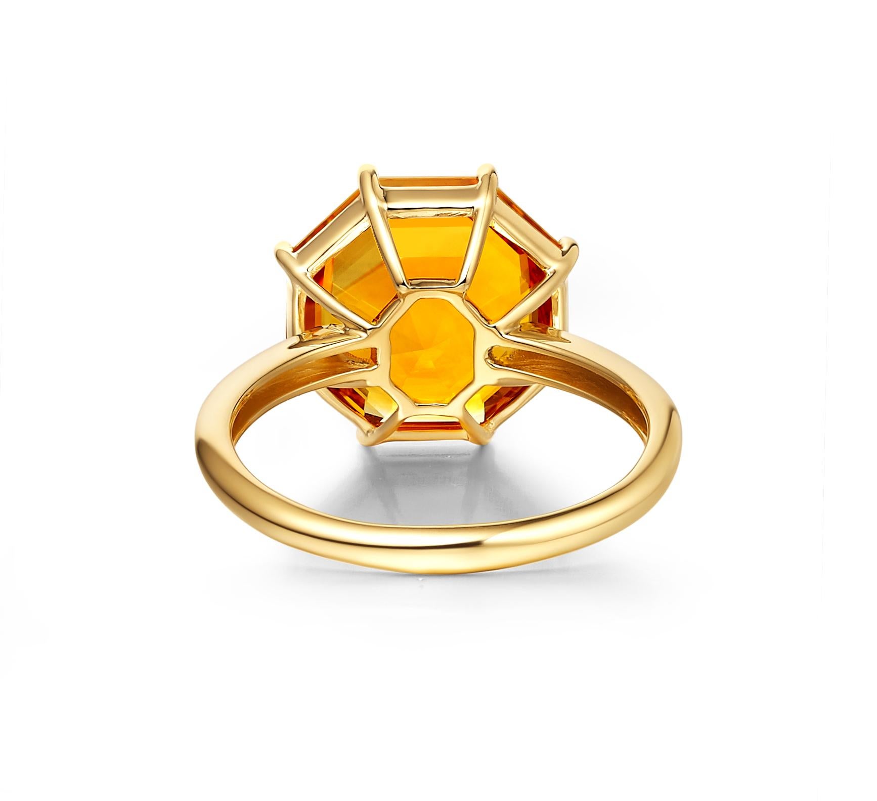 Description:
Victoriana octagon ring with 5ct citrine set in 18ct yellow gold.

Inspiration:
A deluxe 18ct gold collection inspired by Victorian design. Fei Liu’s Victoriana collection comprises of vibrant step-cut stones, that combined with the