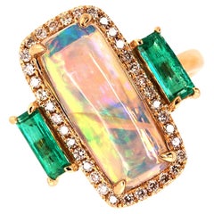 Fei Liu 2,27ct Opal, Diamant und Smaragd 14 Karat Gold Trilogie Ring