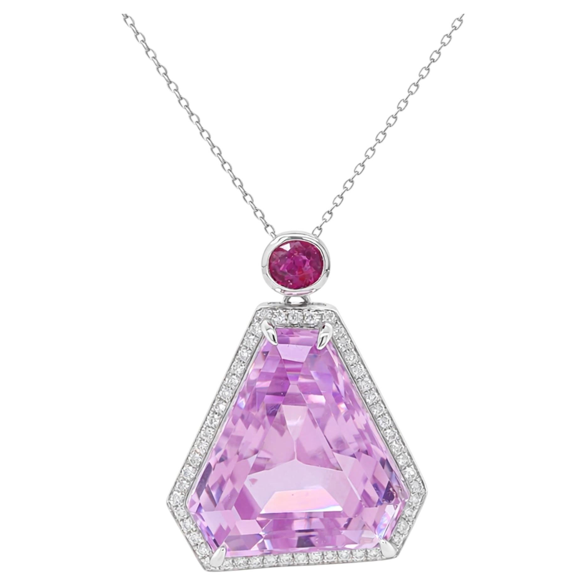 Collana con ciondolo in platino con kunzite da 23 carati, diamanti e rubini - Fei Liu