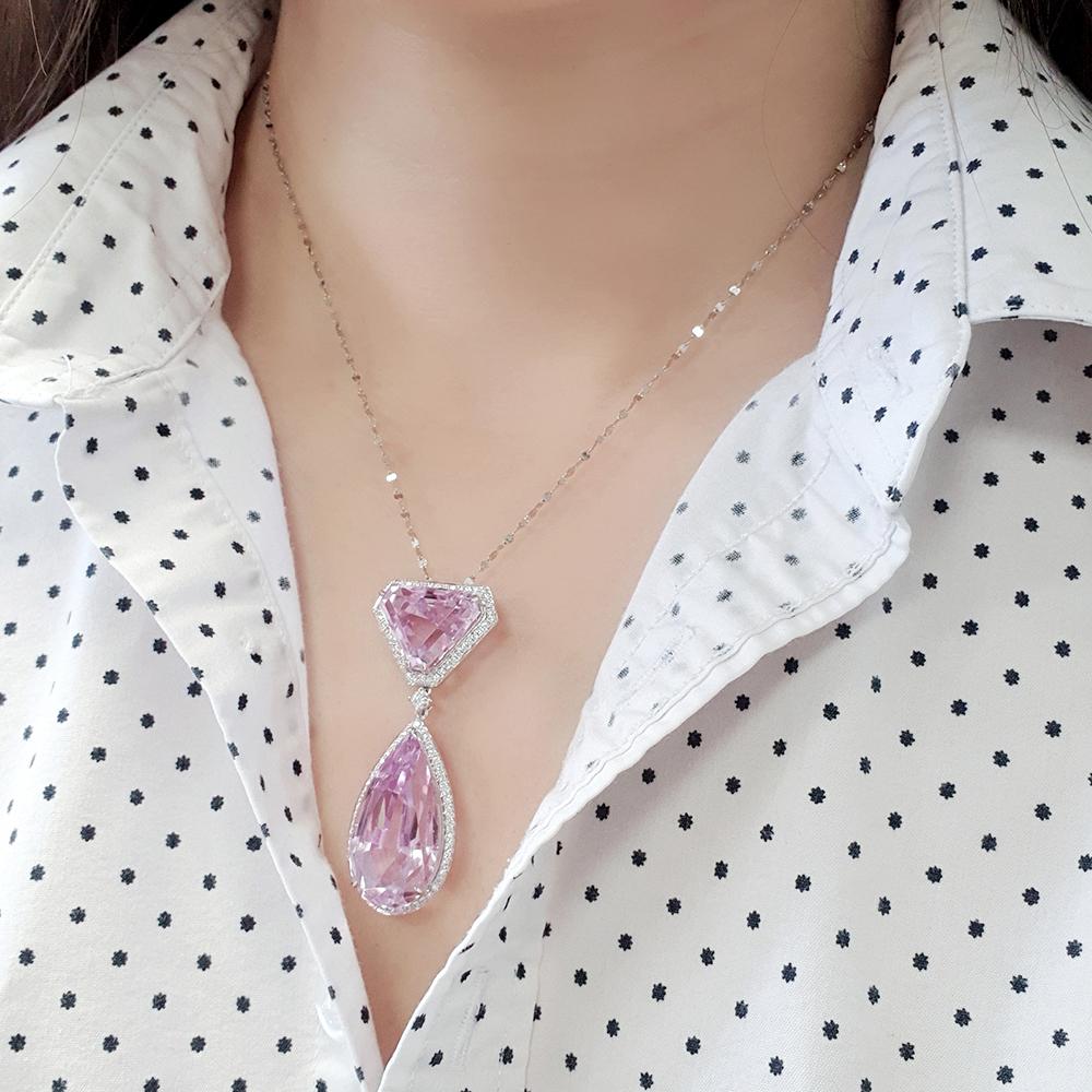 Taille mixte Collier pendentif en platine Fei Liu 34,61ct Kunzite et diamant en vente