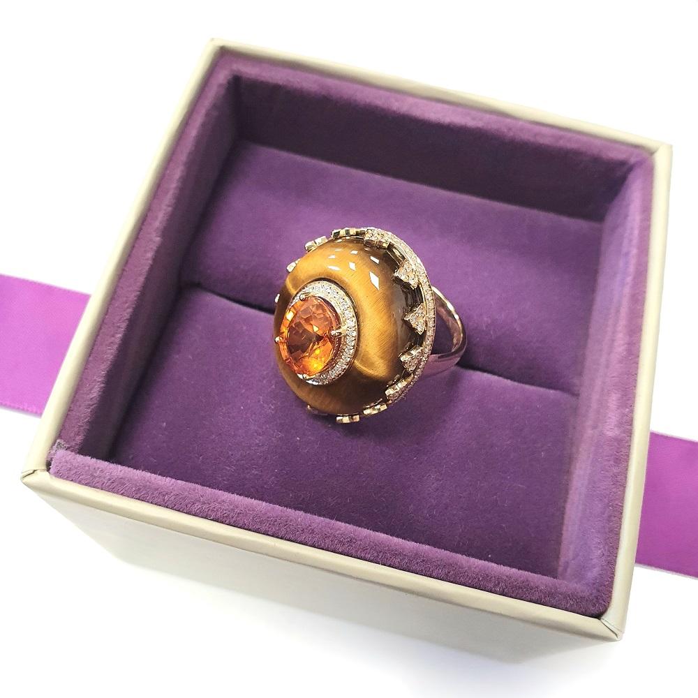 Women's or Men's Fei Liu 4.36ct Citrine, Tiger's Eye and Diamond 18K Yellow Gold Cocktail Ring For Sale