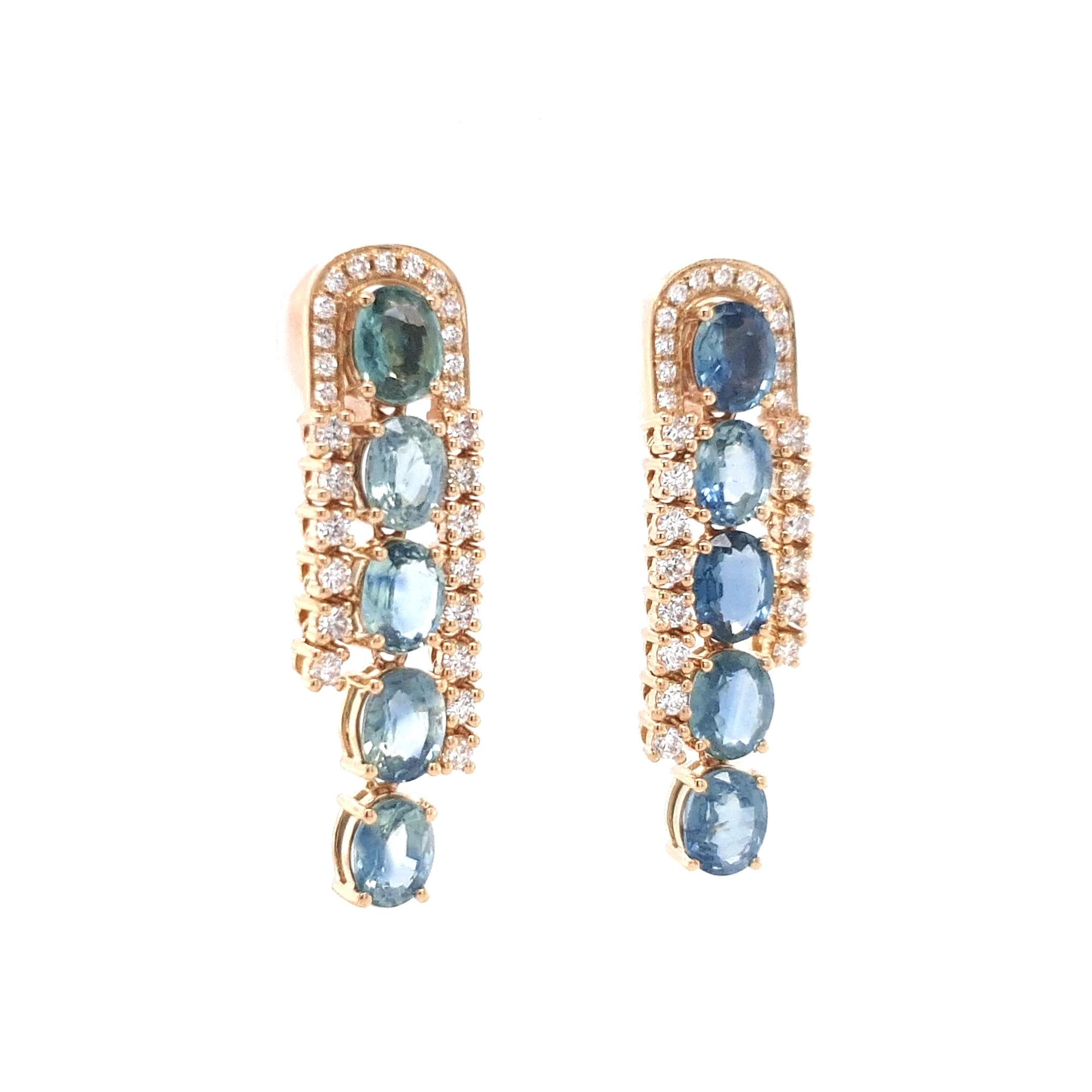 Contemporaneo Fei Liu - Orecchini a goccia con zaffiro blu 4,58ct Vari-Hue e diamanti 14 carati in vendita