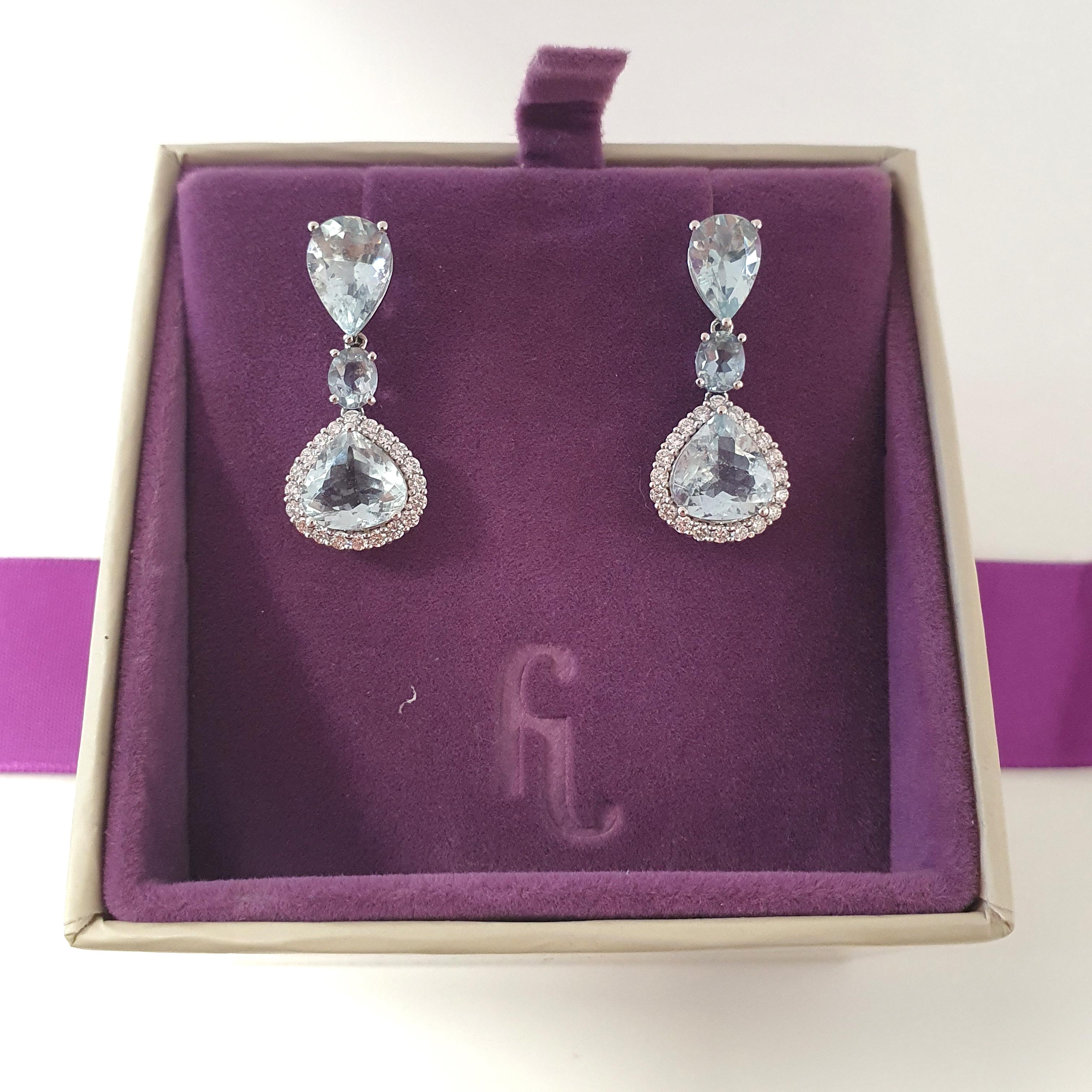 Donna Orecchini a goccia in platino con acquamarina e diamanti di Fei Liu in vendita