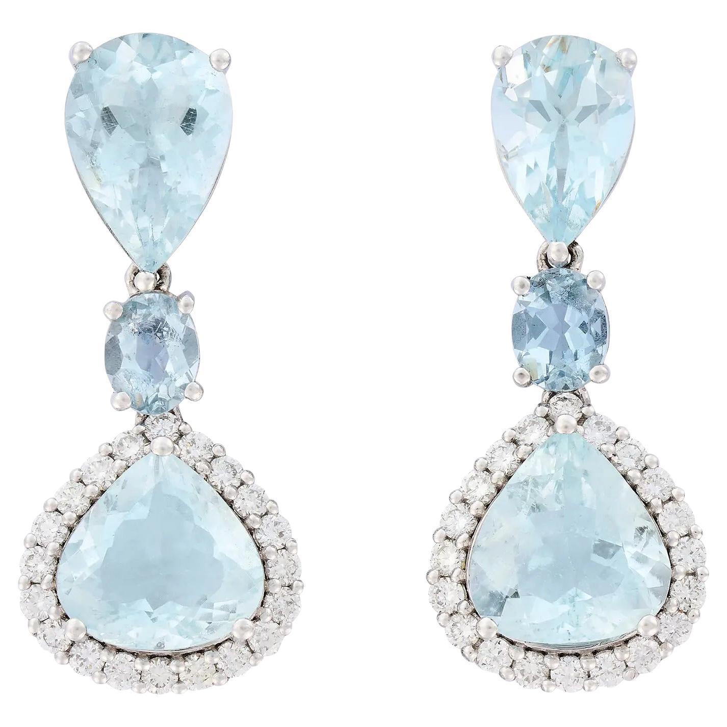 Orecchini a goccia in platino con acquamarina e diamanti di Fei Liu in vendita